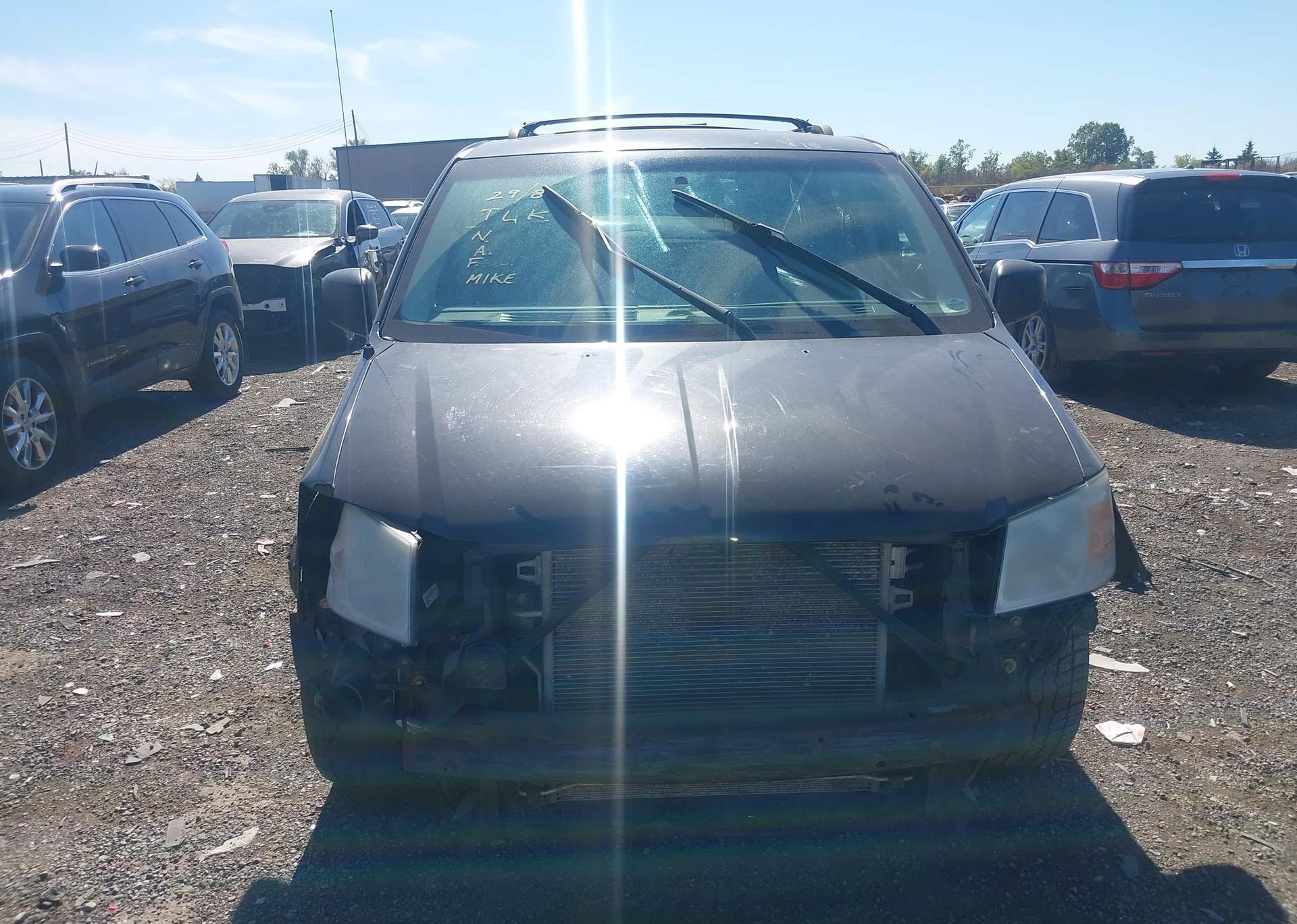 2010 DODGE GRAND CARAVAN SE