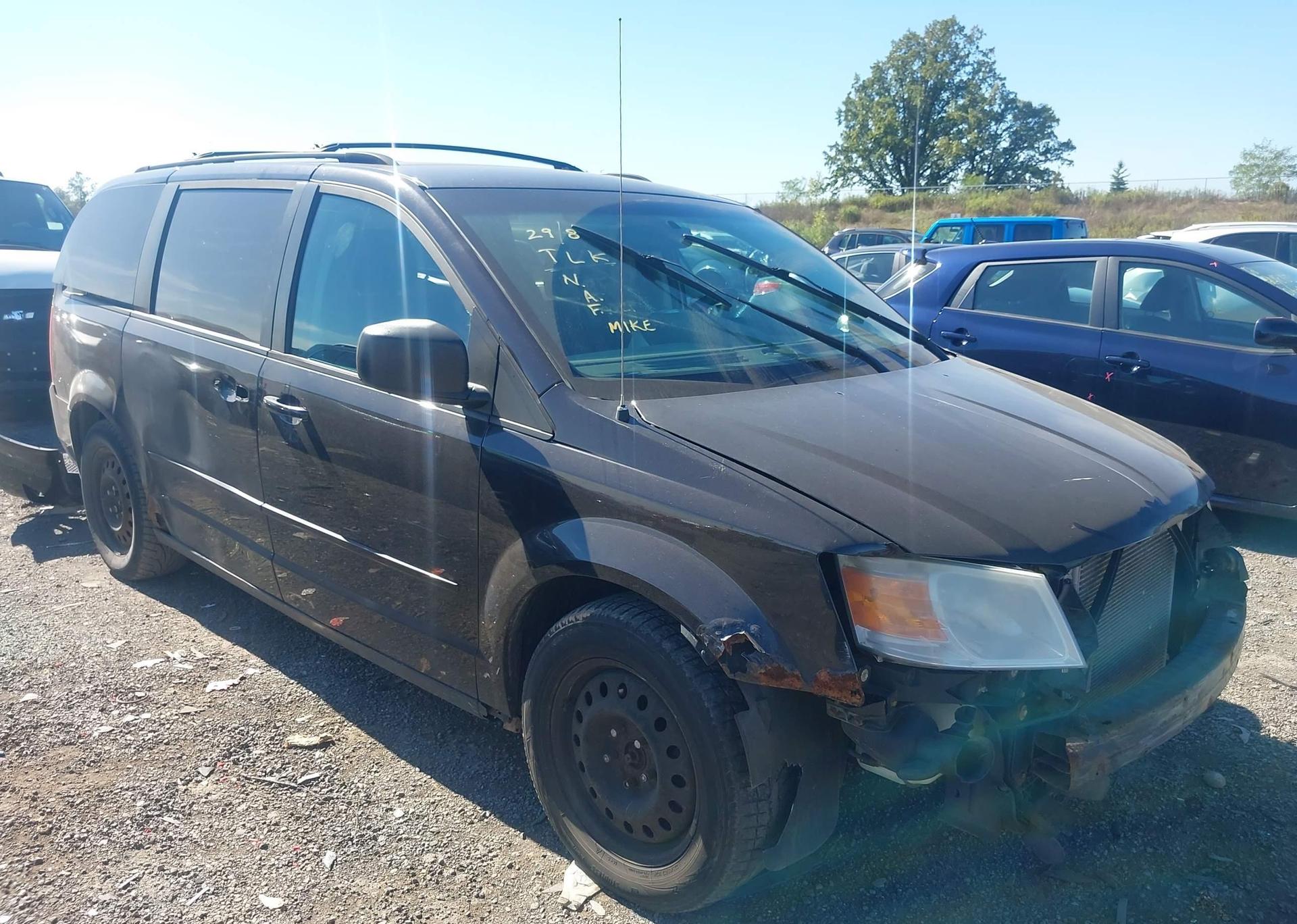 2010 DODGE GRAND CARAVAN SE