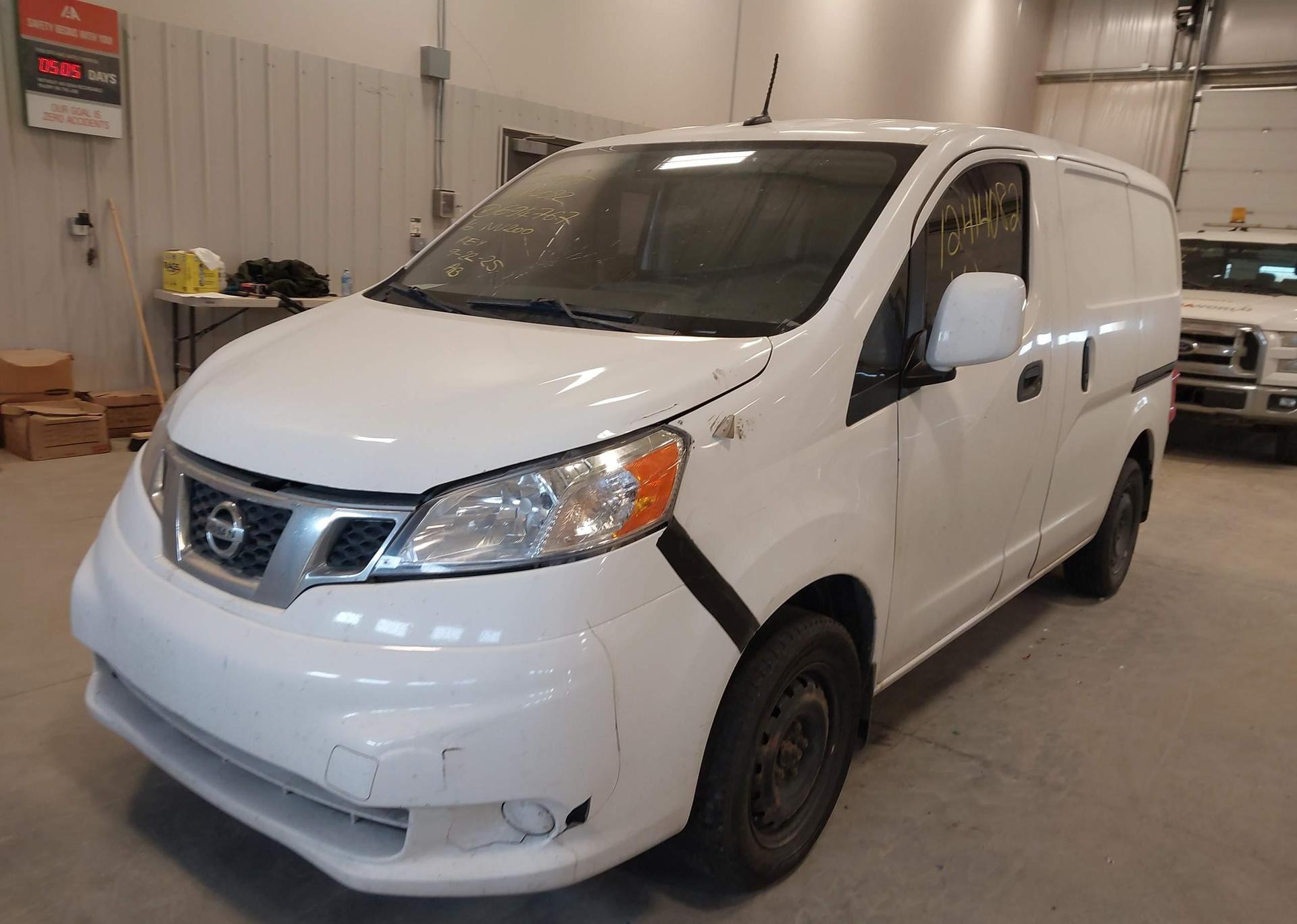 2016 NISSAN NV200 S