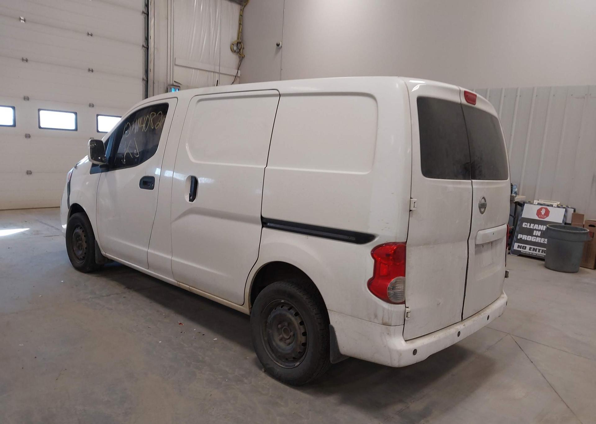 2016 NISSAN NV200 S