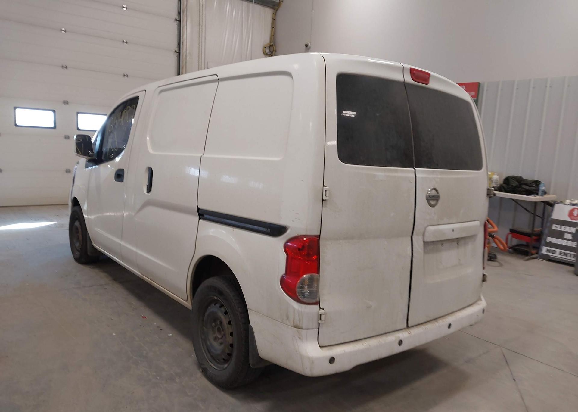 2016 NISSAN NV200 S