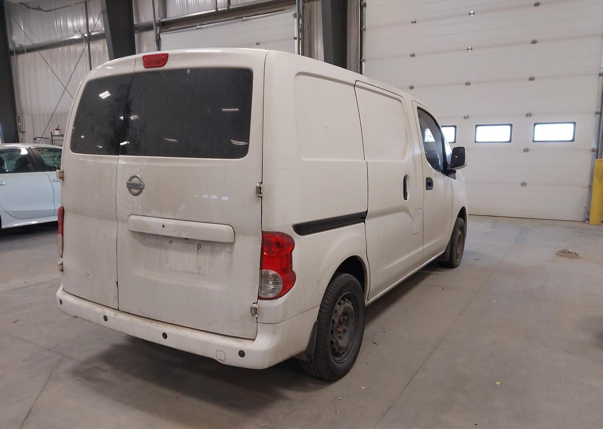 2016 NISSAN NV200 S
