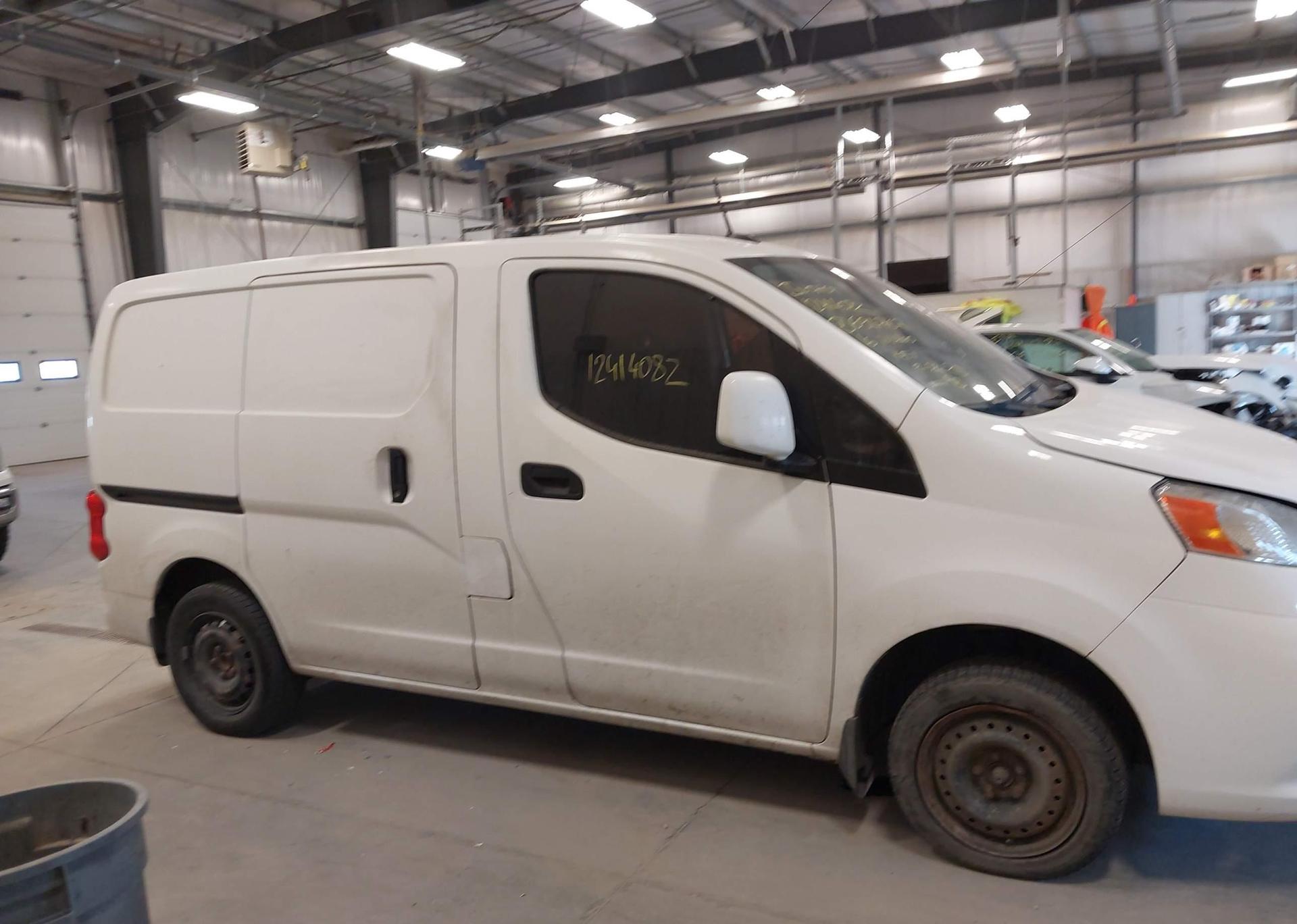 2016 NISSAN NV200 S