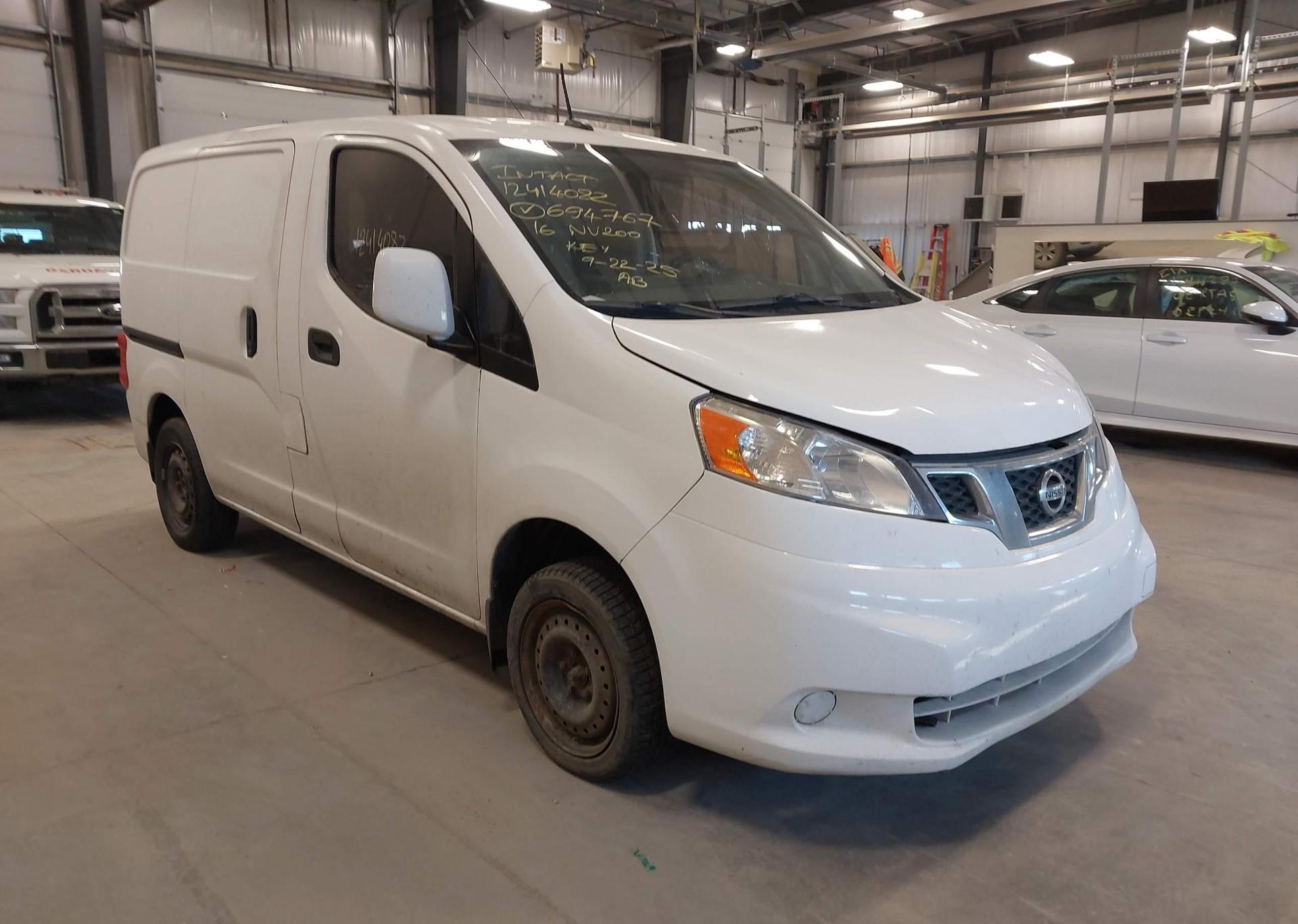 2016 NISSAN NV200 S