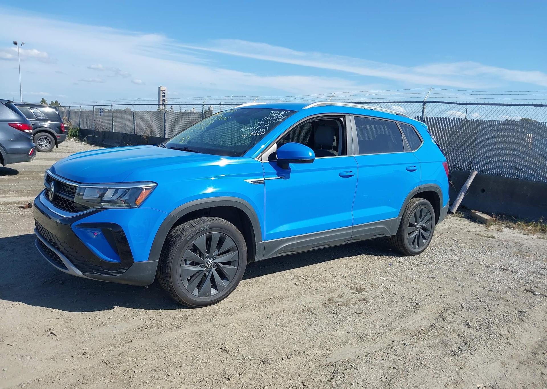 2024 VOLKSWAGEN TAOS SE