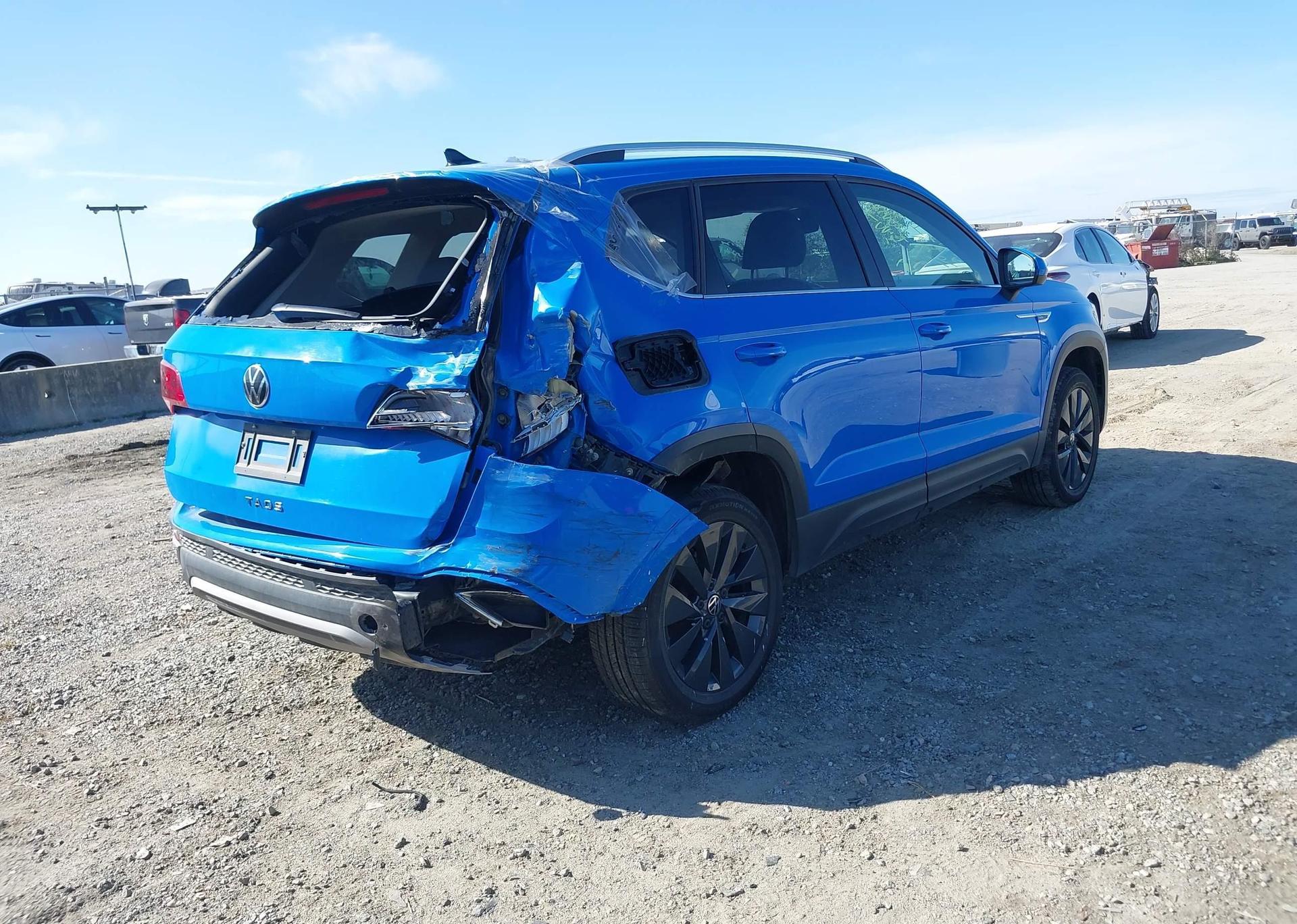 2024 VOLKSWAGEN TAOS SE