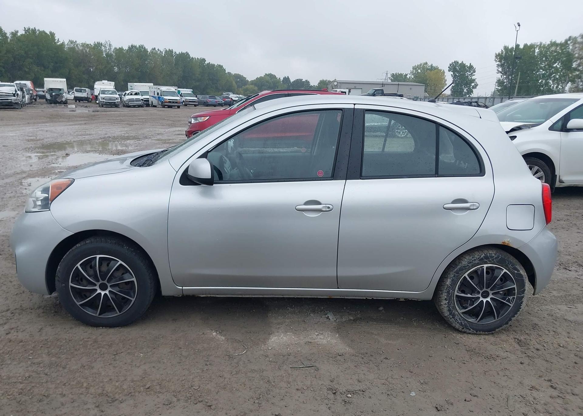 2015 NISSAN MICRA