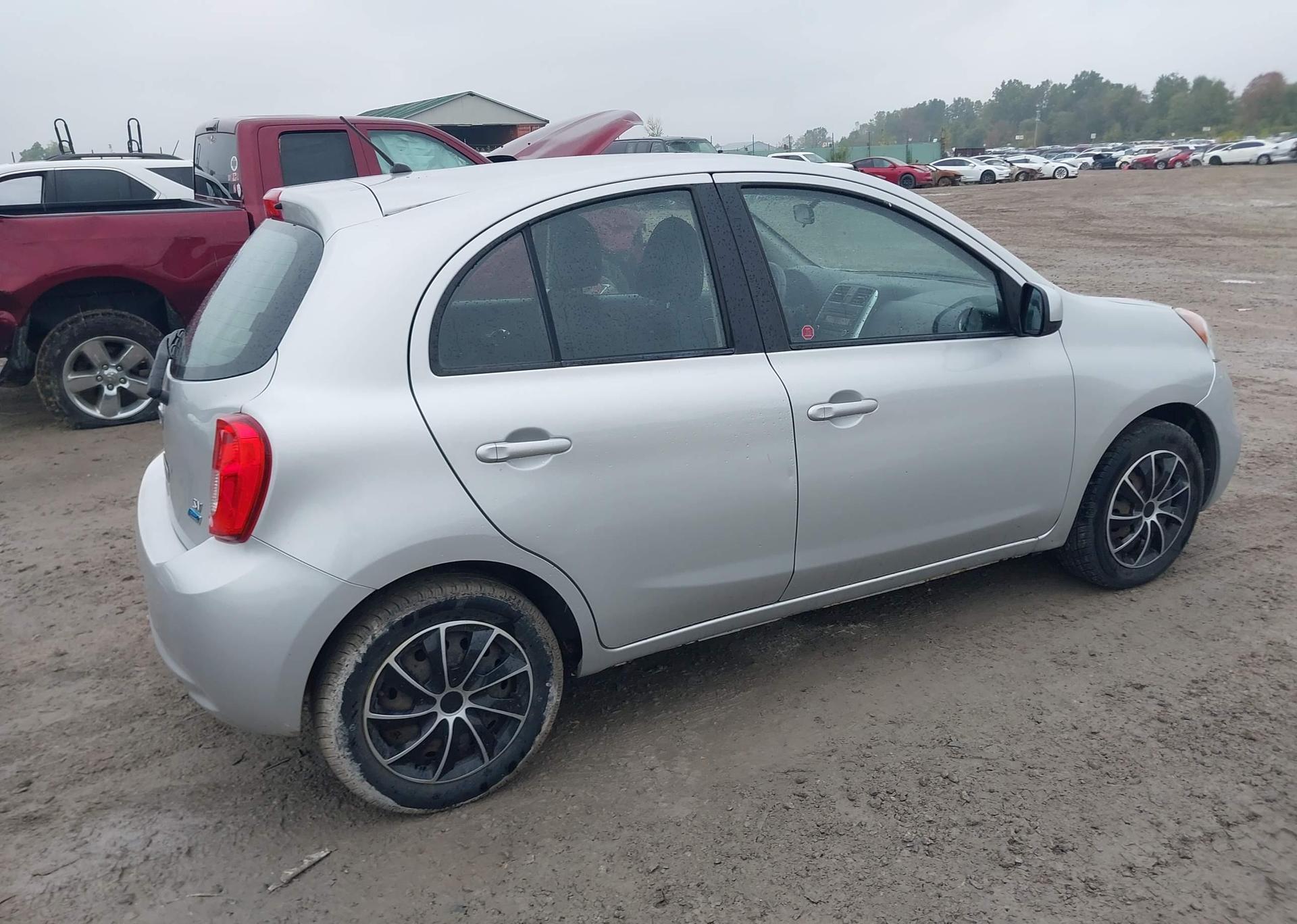 2015 NISSAN MICRA
