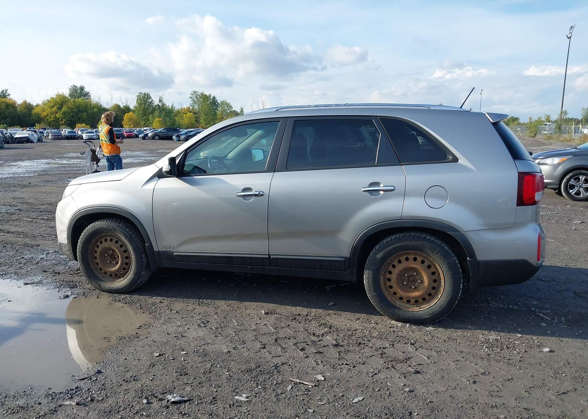 2014 KIA SORENTO EX