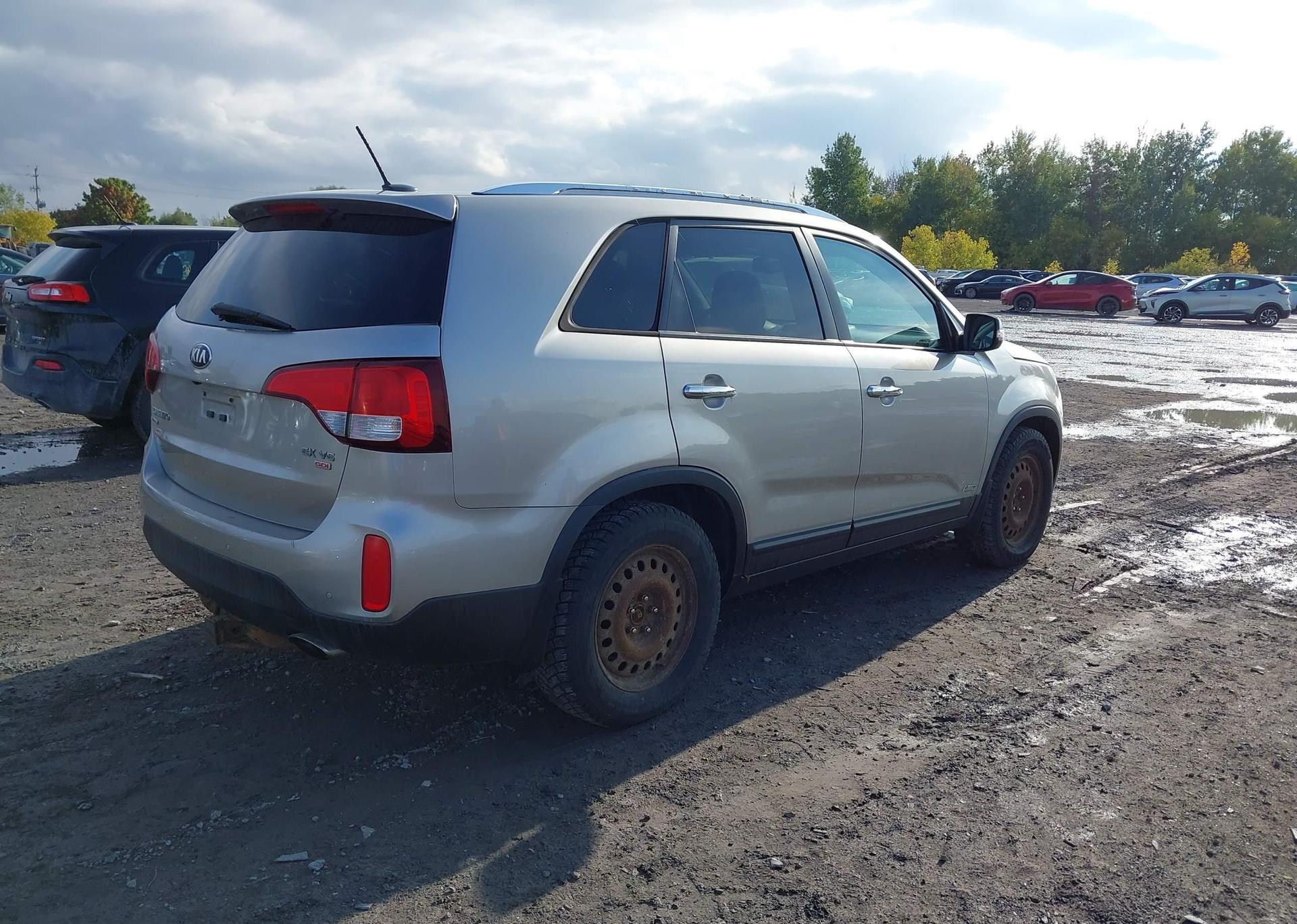 2014 KIA SORENTO EX
