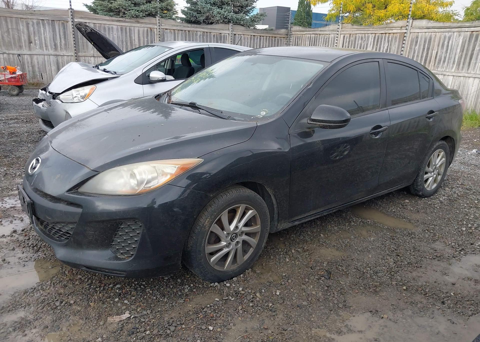 2013 MAZDA MAZDA3