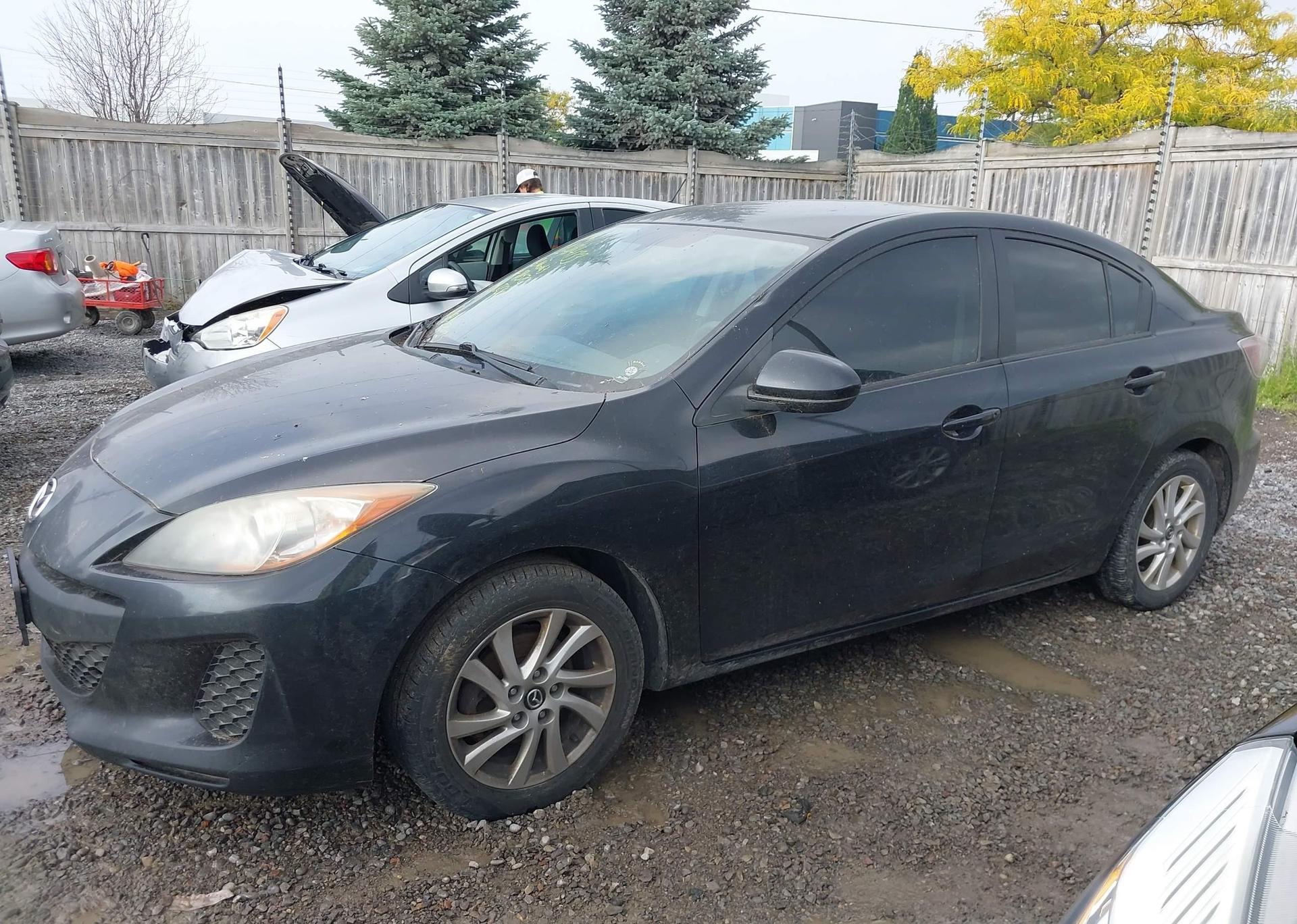 2013 MAZDA MAZDA3