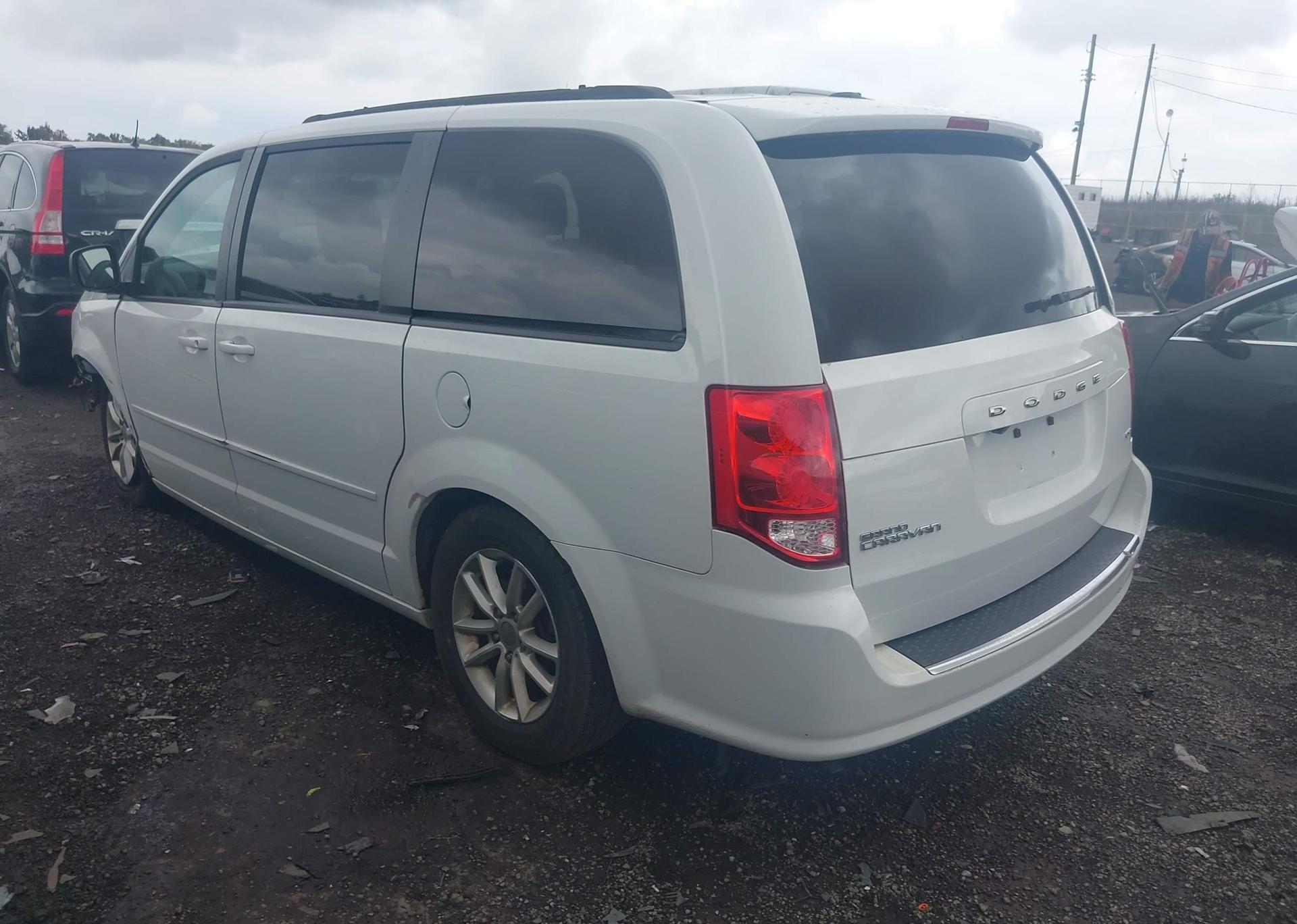 2015 DODGE GRAND CARAVAN SE