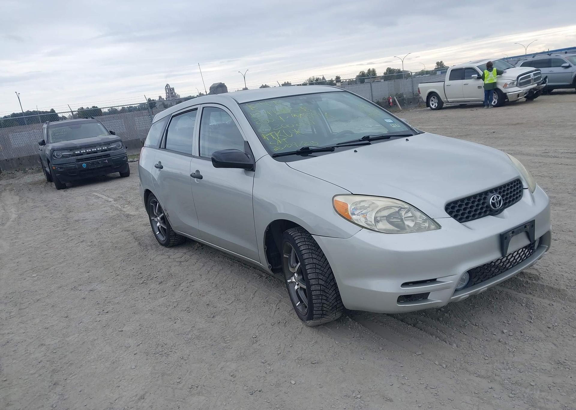 2004 TOYOTA MATRIX STANDARD