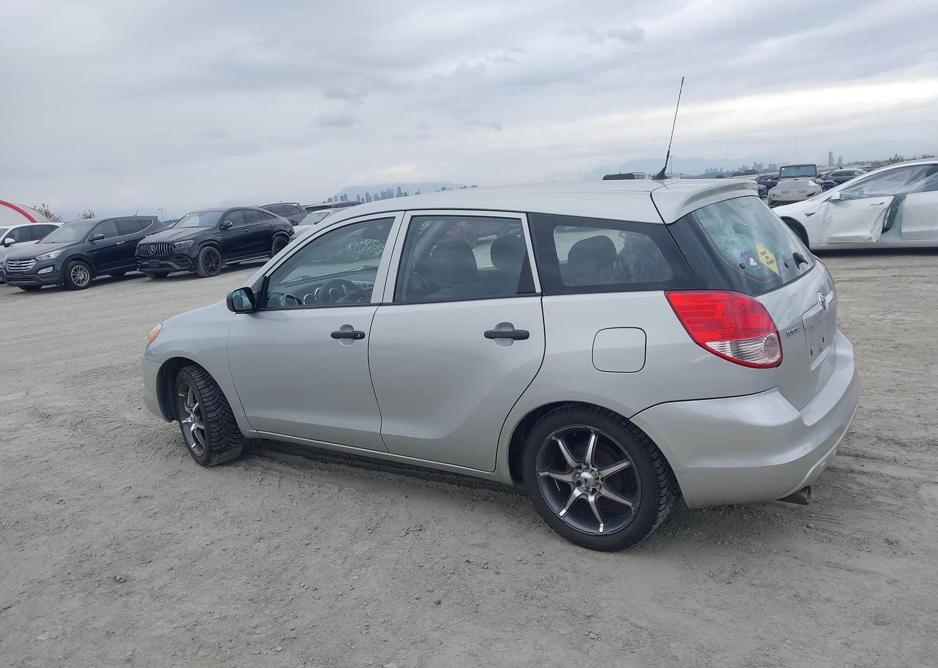 2004 TOYOTA MATRIX STANDARD