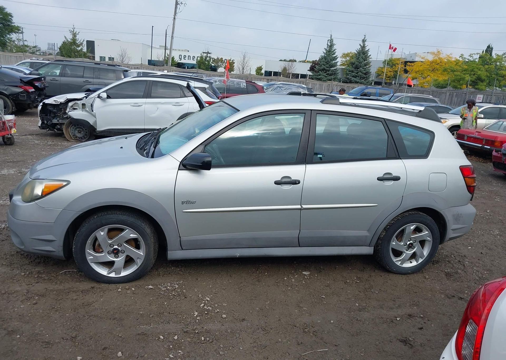 2004 PONTIAC VIBE