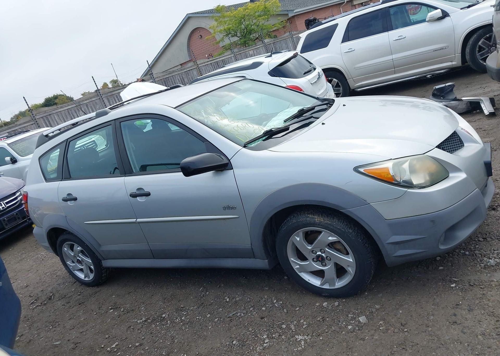 2004 PONTIAC VIBE