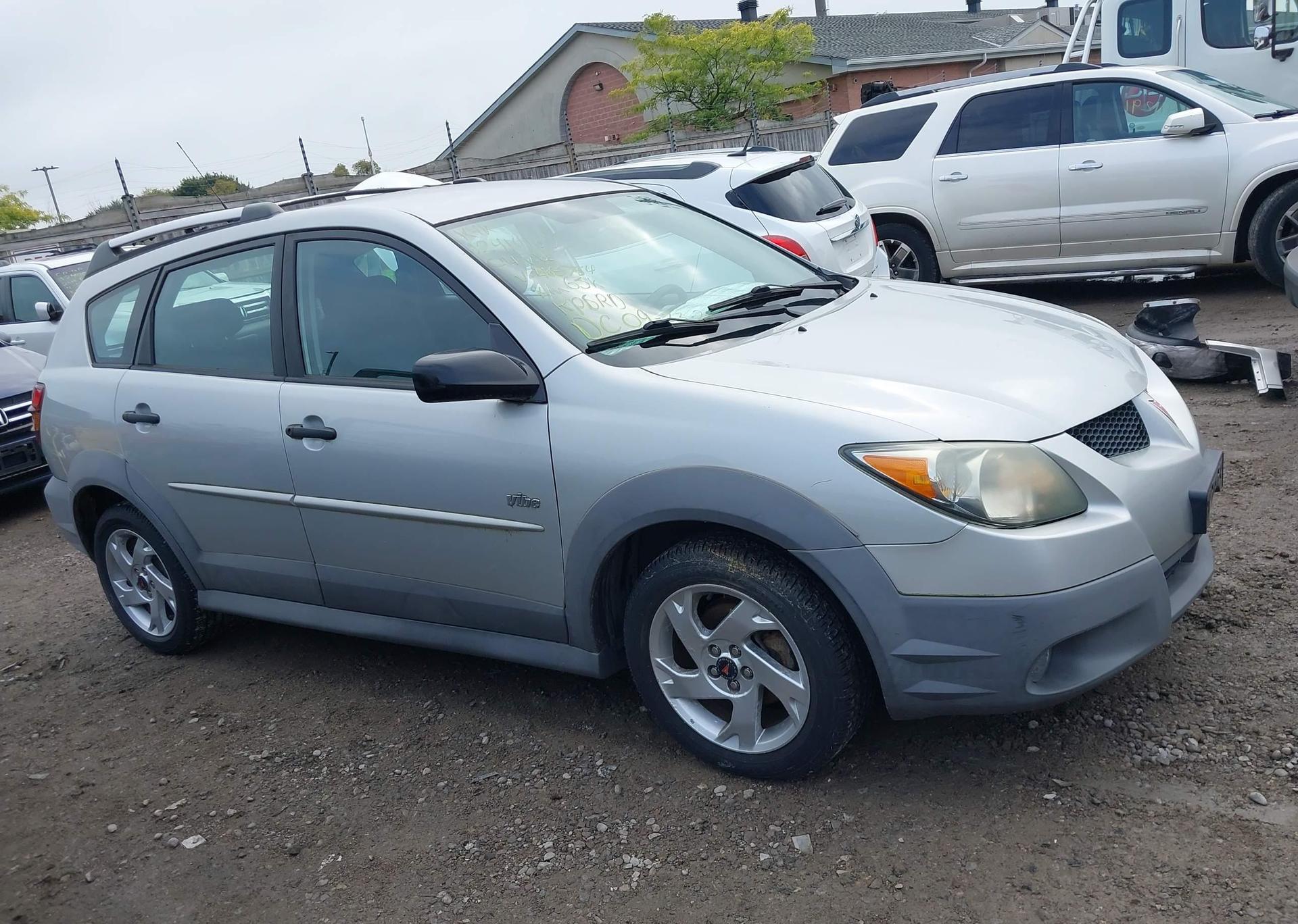 2004 PONTIAC VIBE