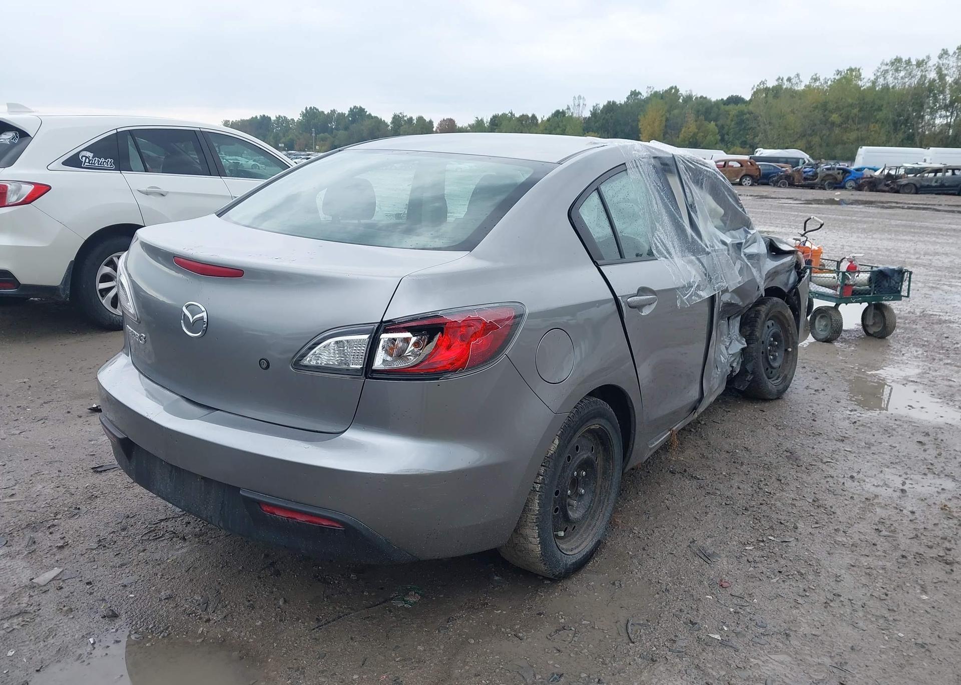 2010 MAZDA MAZDA3 GS
