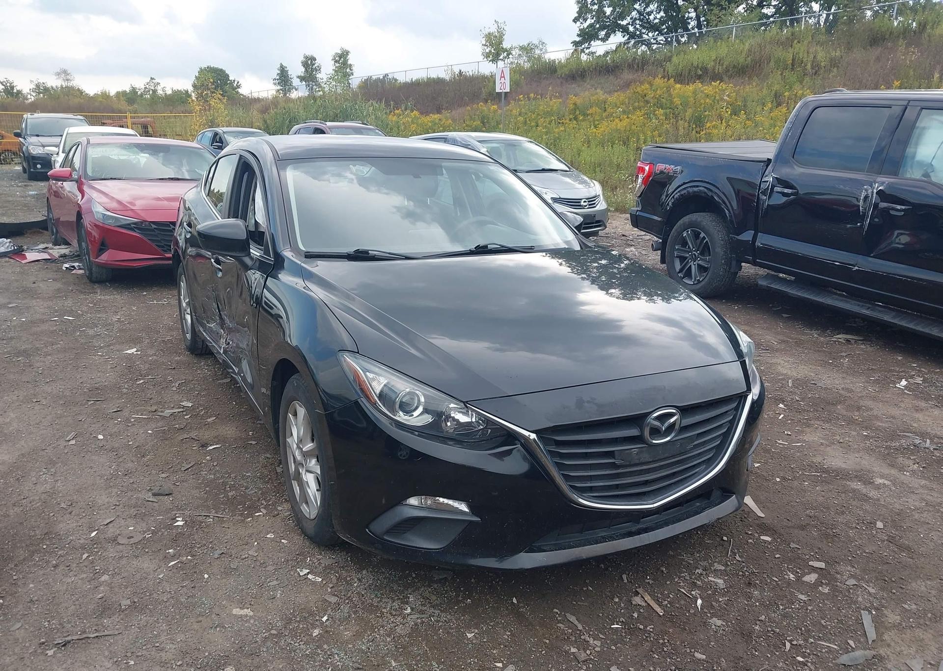 2015 MAZDA MAZDA3 GS