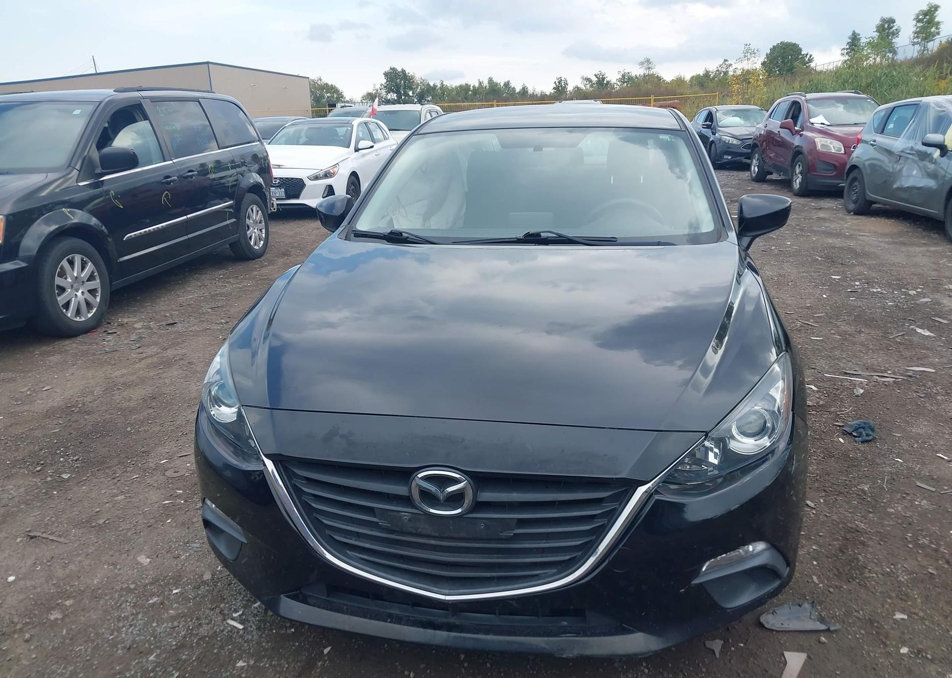2015 MAZDA MAZDA3 GS