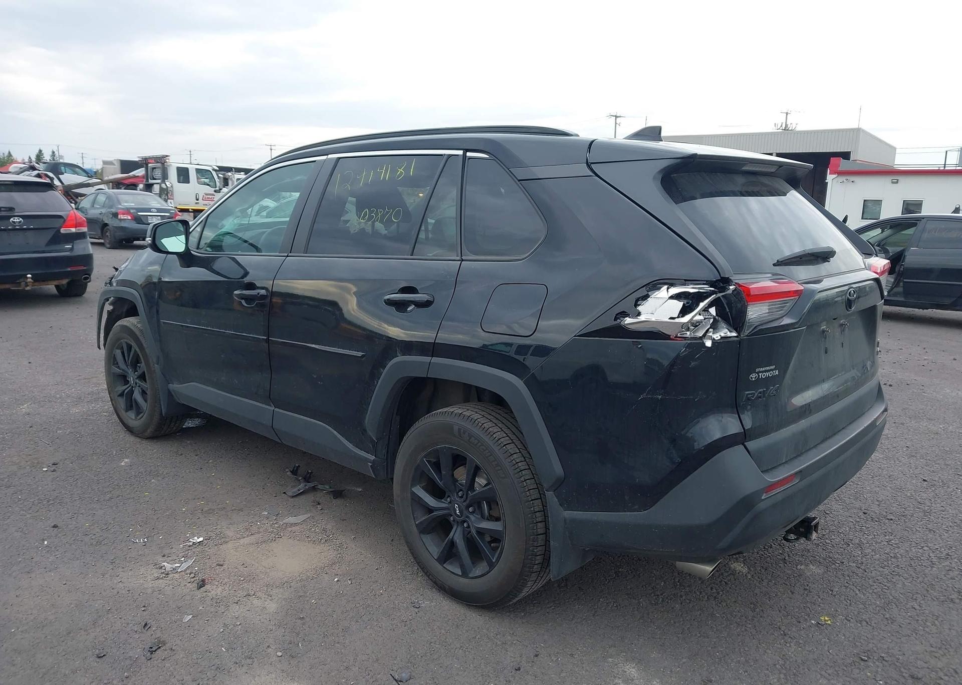 2021 TOYOTA RAV4 LE