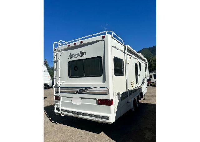 1999 WESTERN RV Alpenlite Riviera