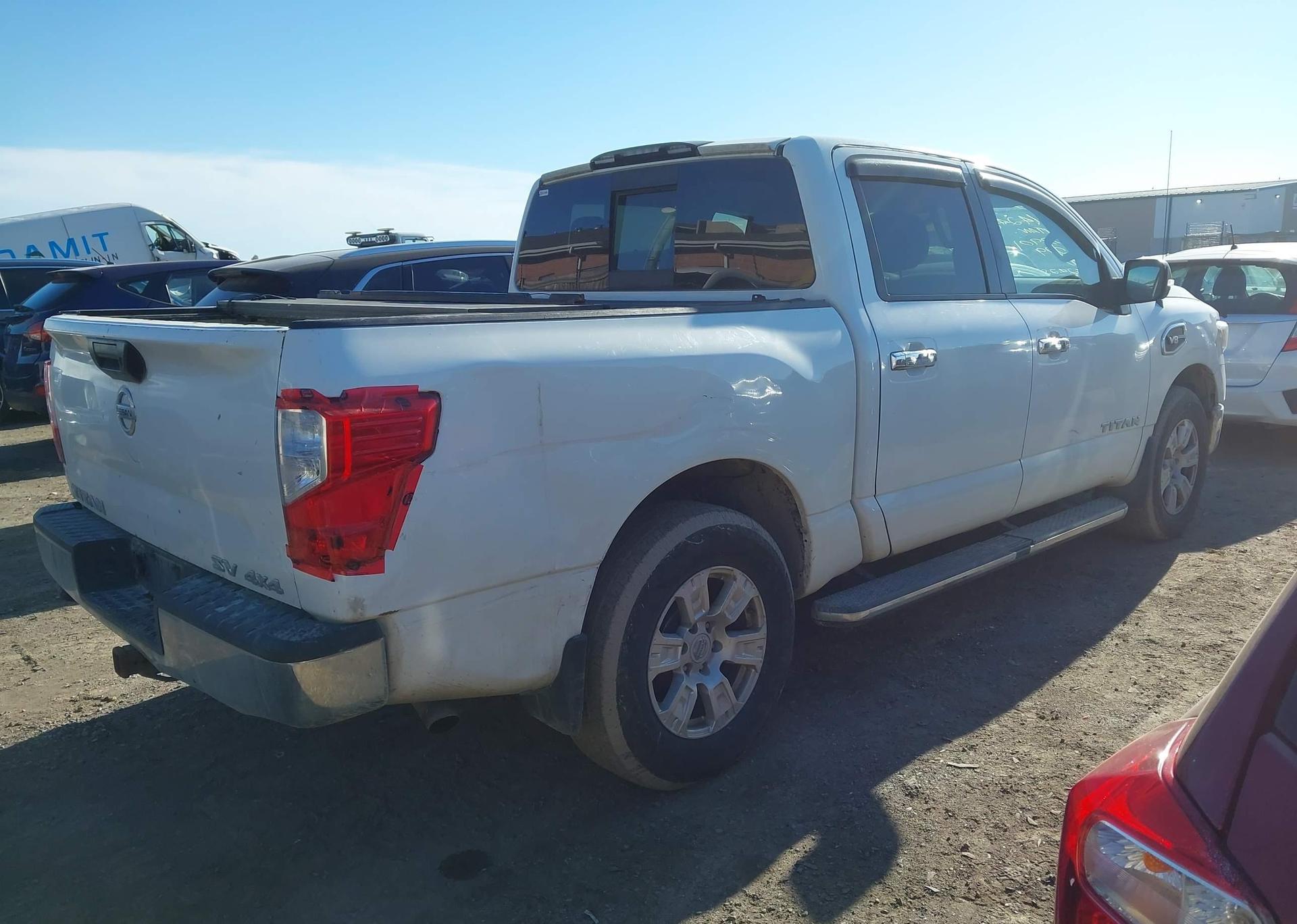 2017 NISSAN TITAN PLATINUM RESERVE