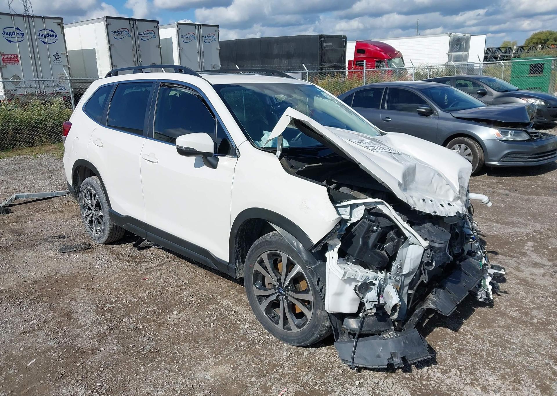 2024 SUBARU FORESTER LIMITED