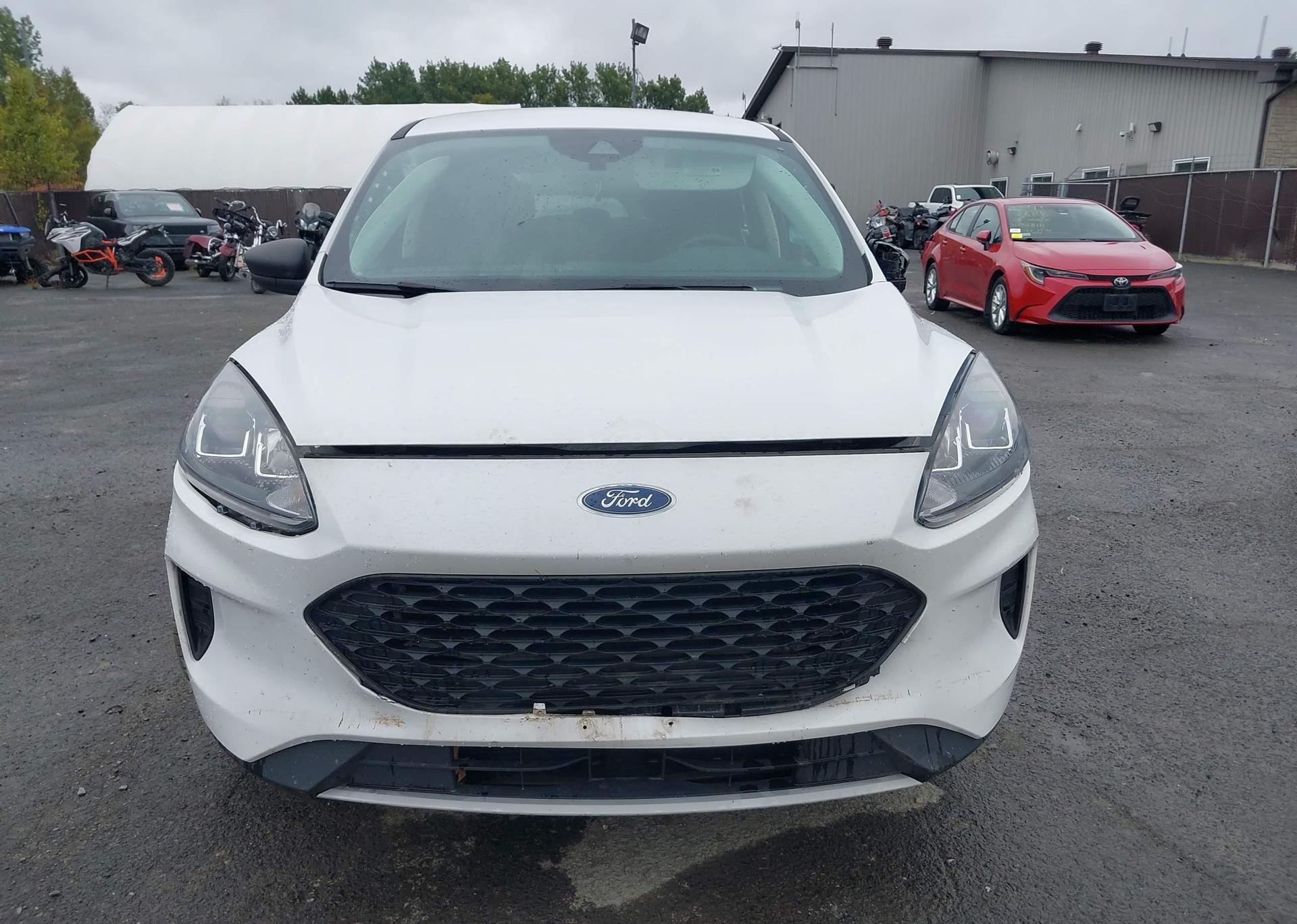 2021 FORD ESCAPE