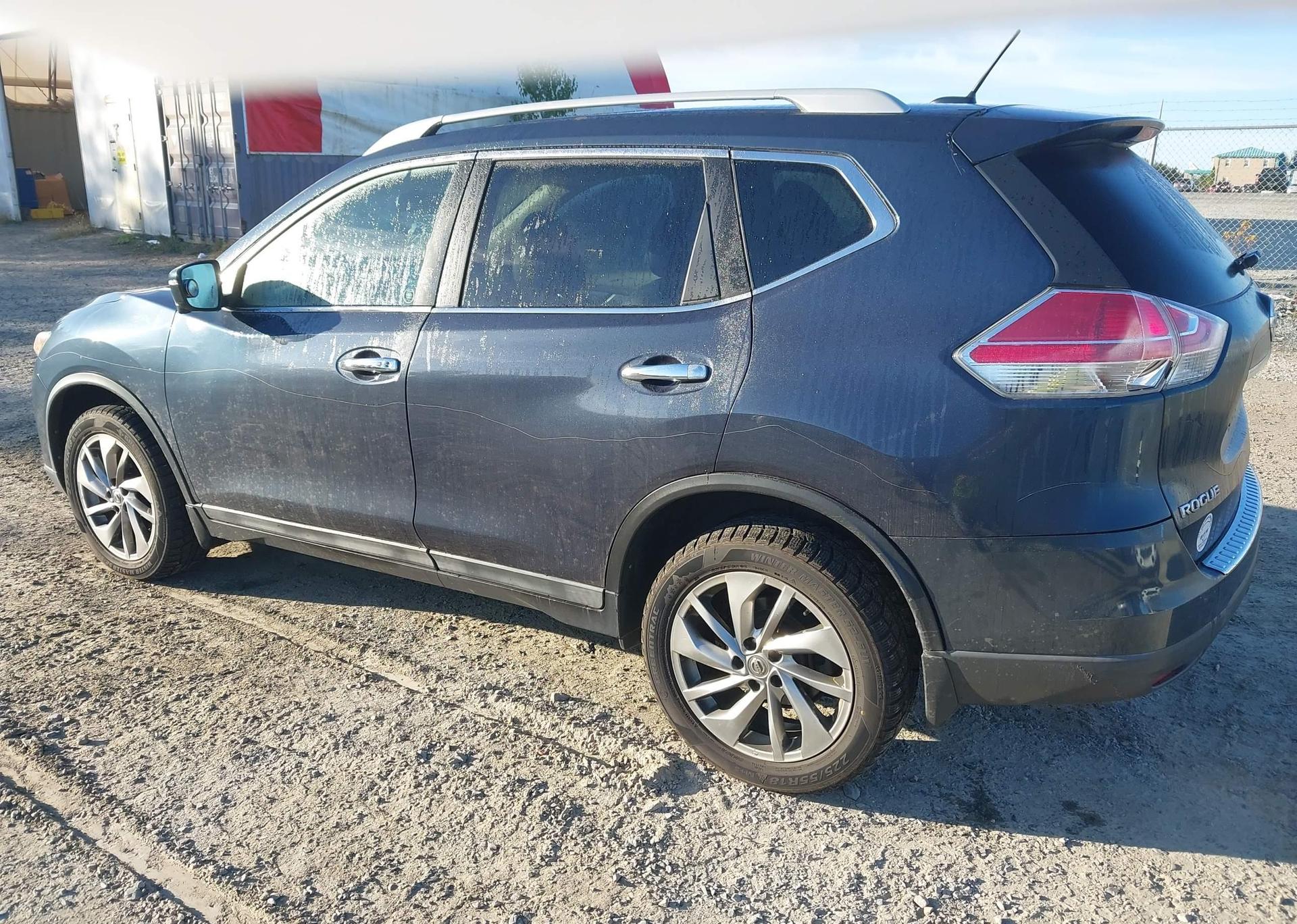 2015 NISSAN ROGUE S