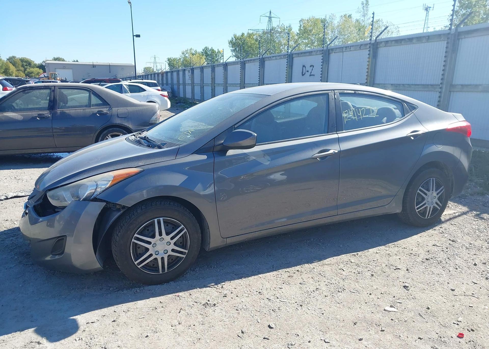 2013 HYUNDAI ELANTRA GL