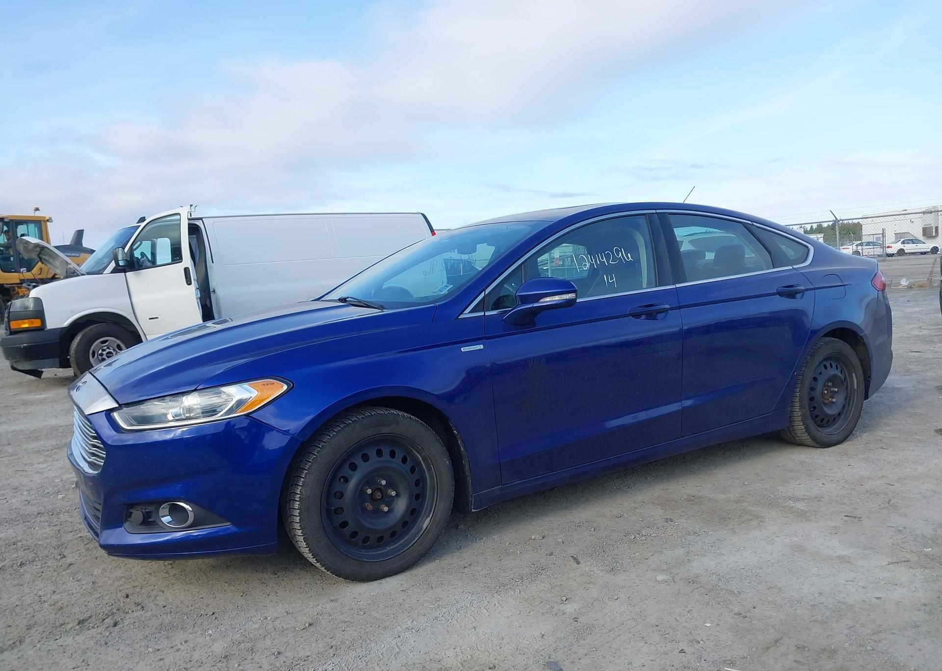 2014 FORD FUSION SE