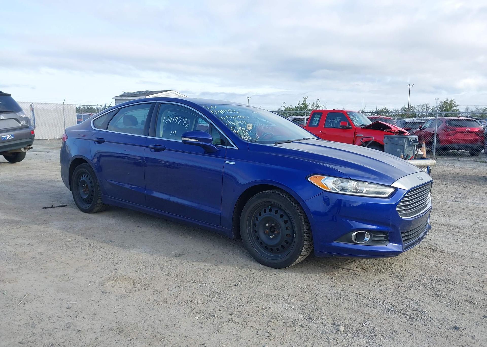 2014 FORD FUSION SE