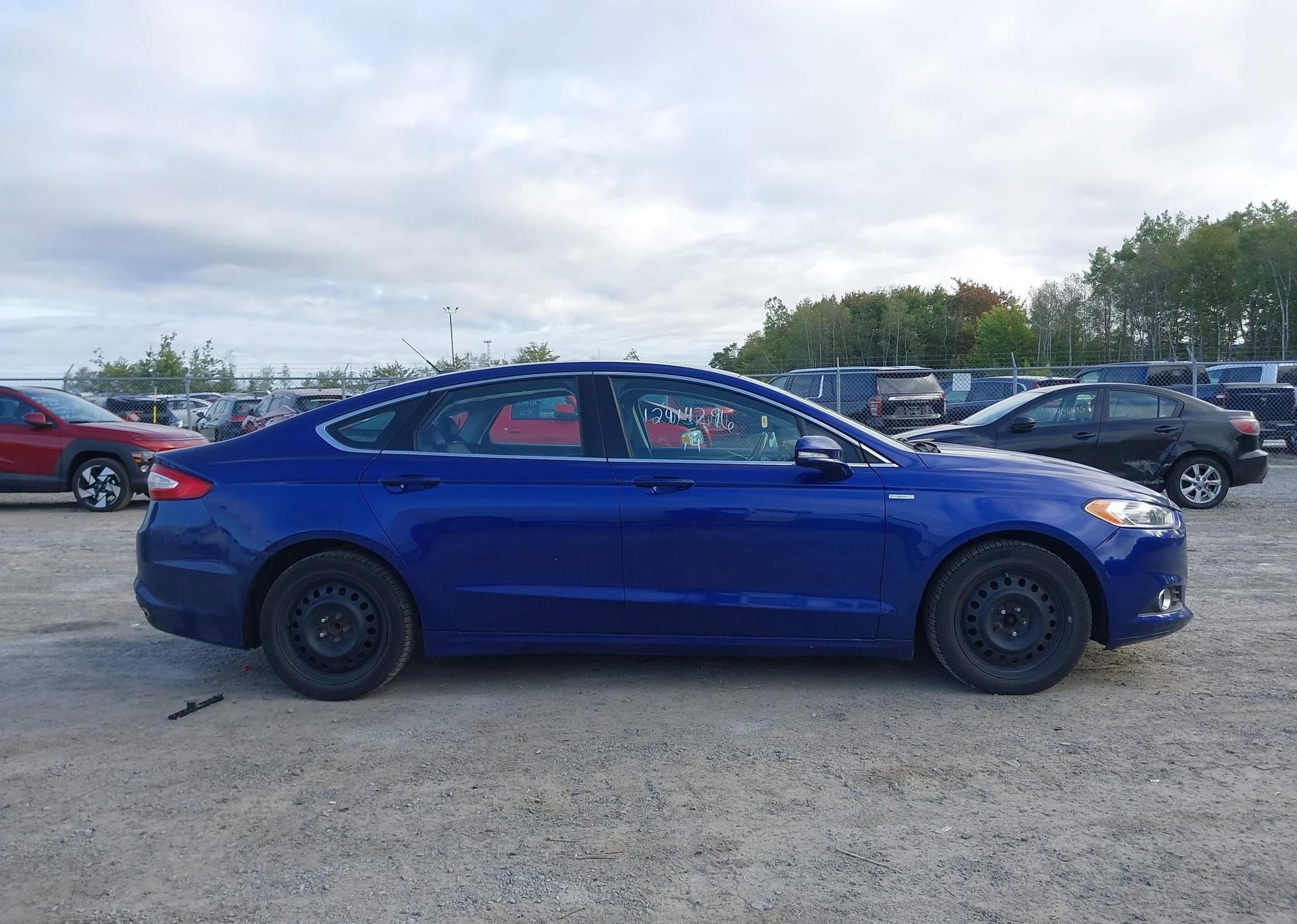 2014 FORD FUSION SE