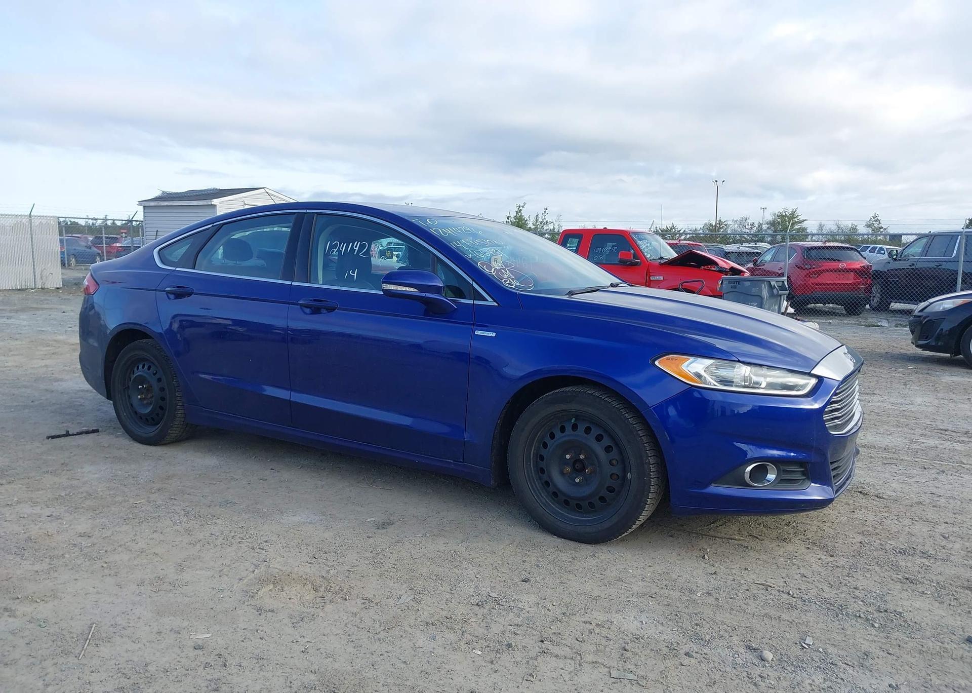 2014 FORD FUSION SE