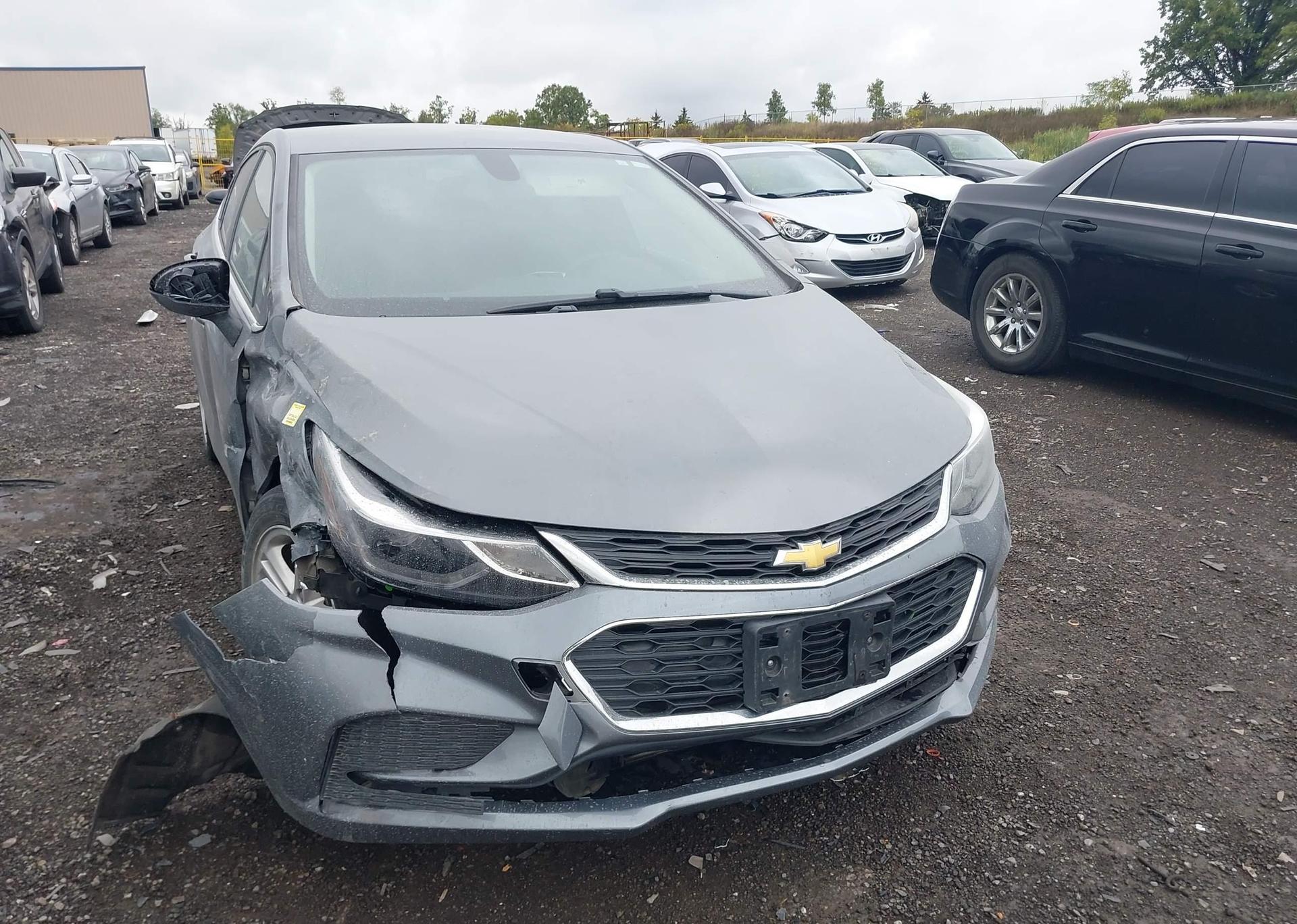2018 CHEVROLET CRUZE LT AUTO