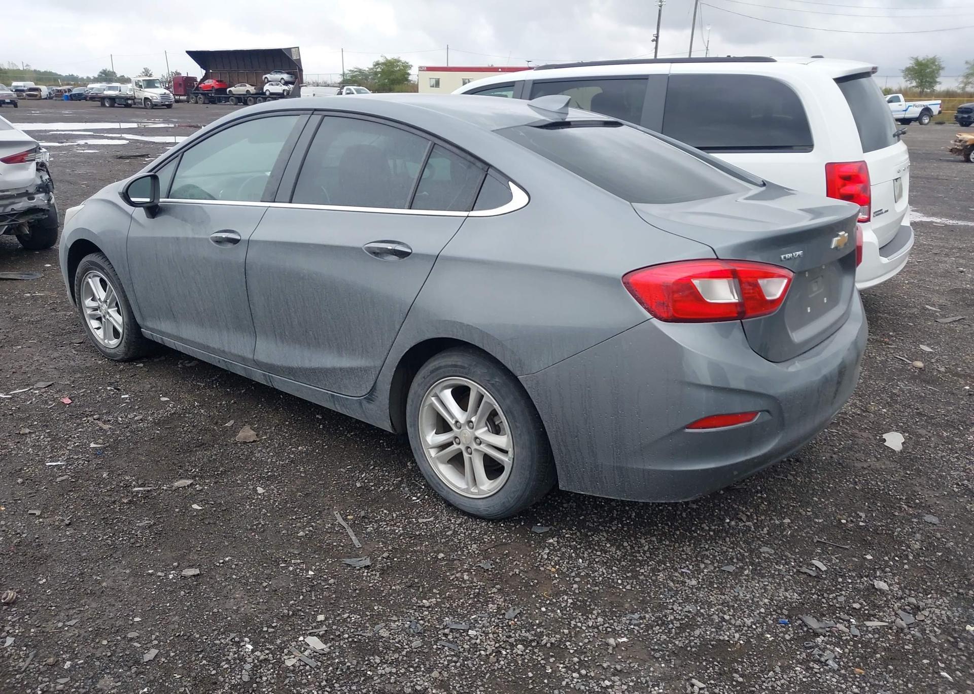 2018 CHEVROLET CRUZE LT AUTO