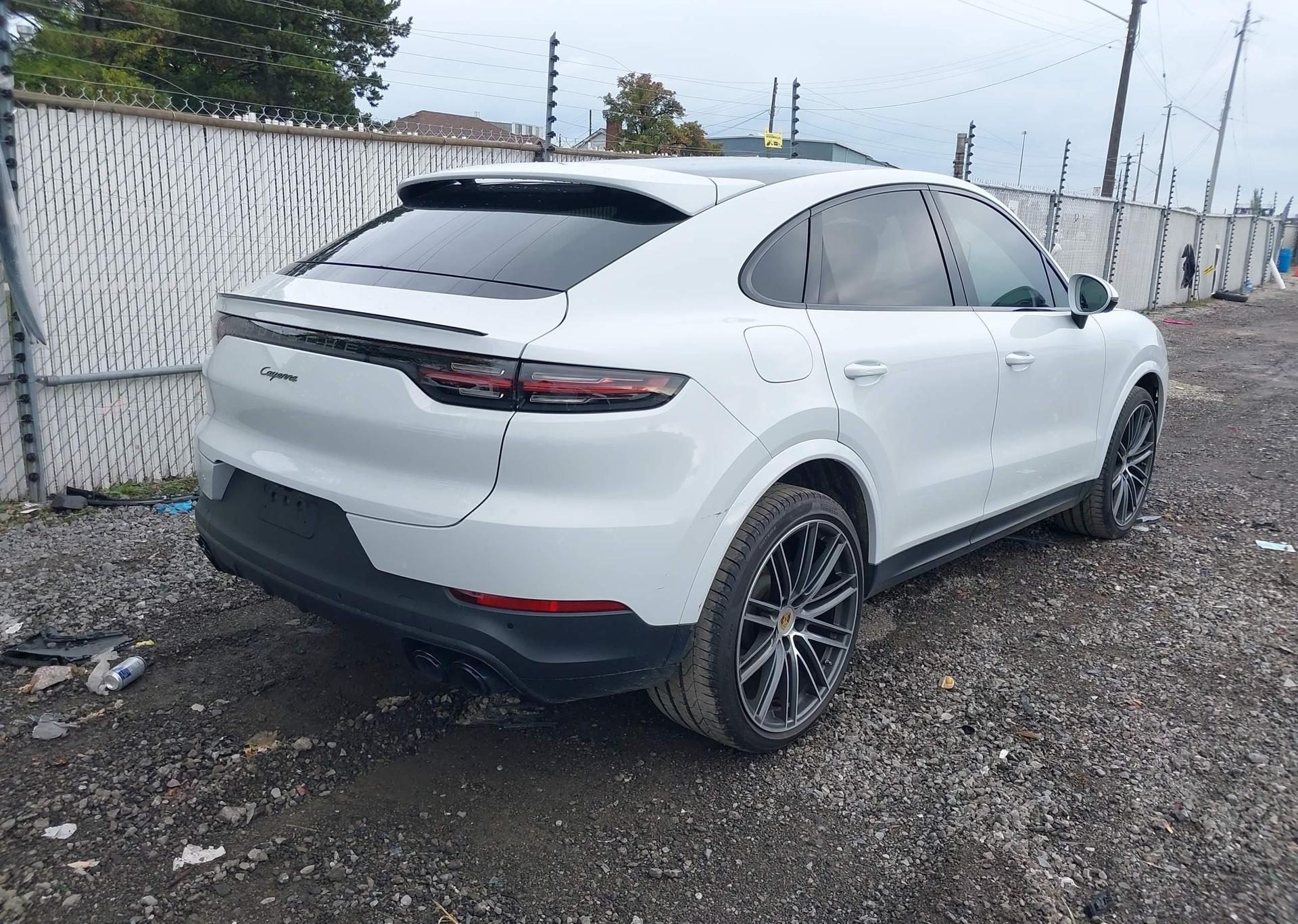 2023 PORSCHE CAYENNE