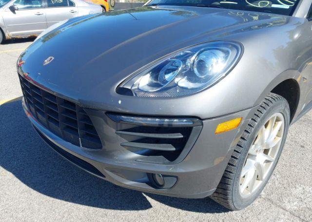 2016 PORSCHE MACAN S