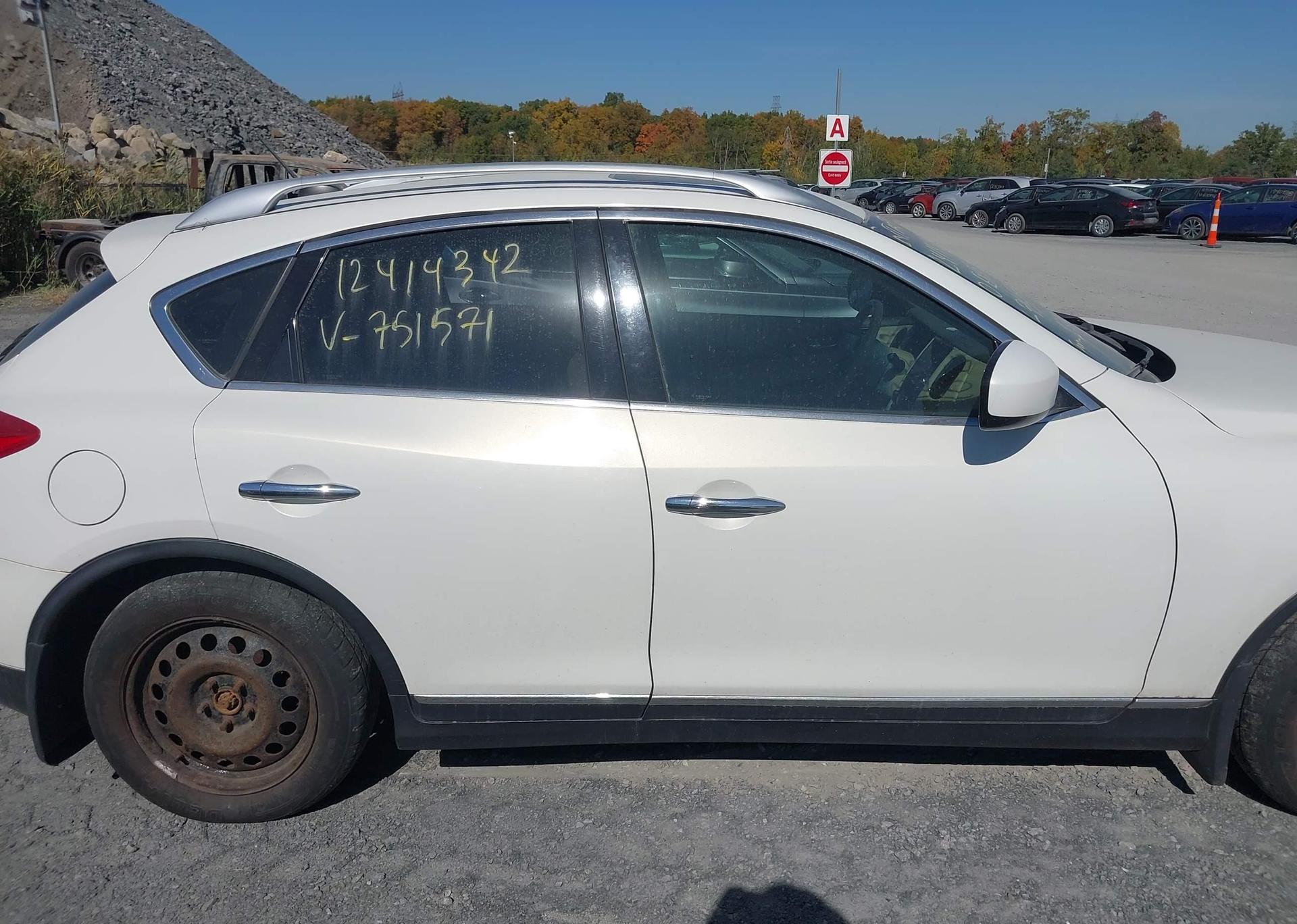 2010 INFINITI EX35
