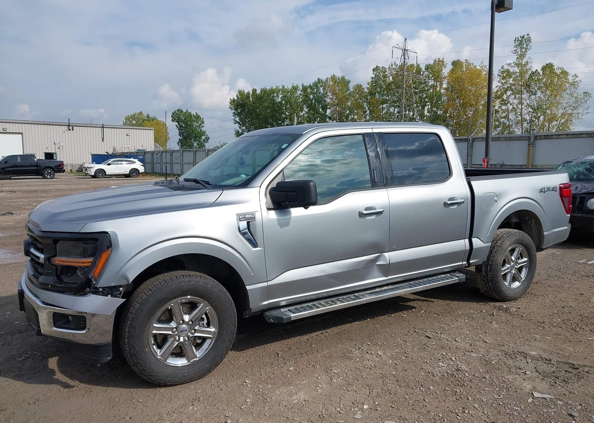 2024 FORD F150 XLT