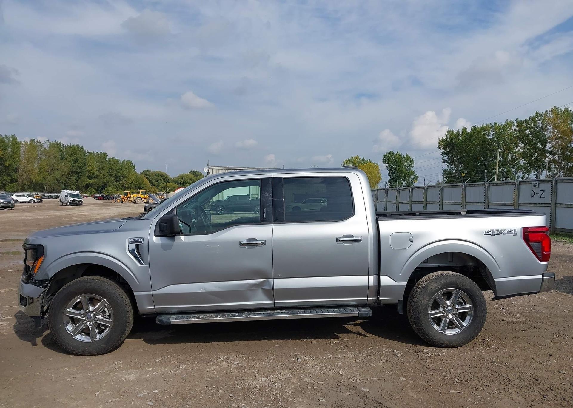 2024 FORD F150 XLT