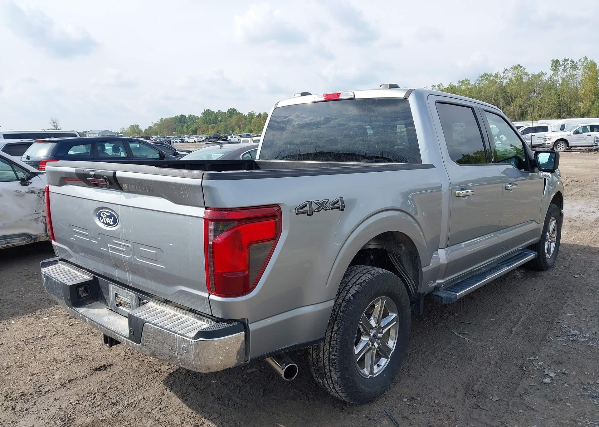 2024 FORD F150 XLT