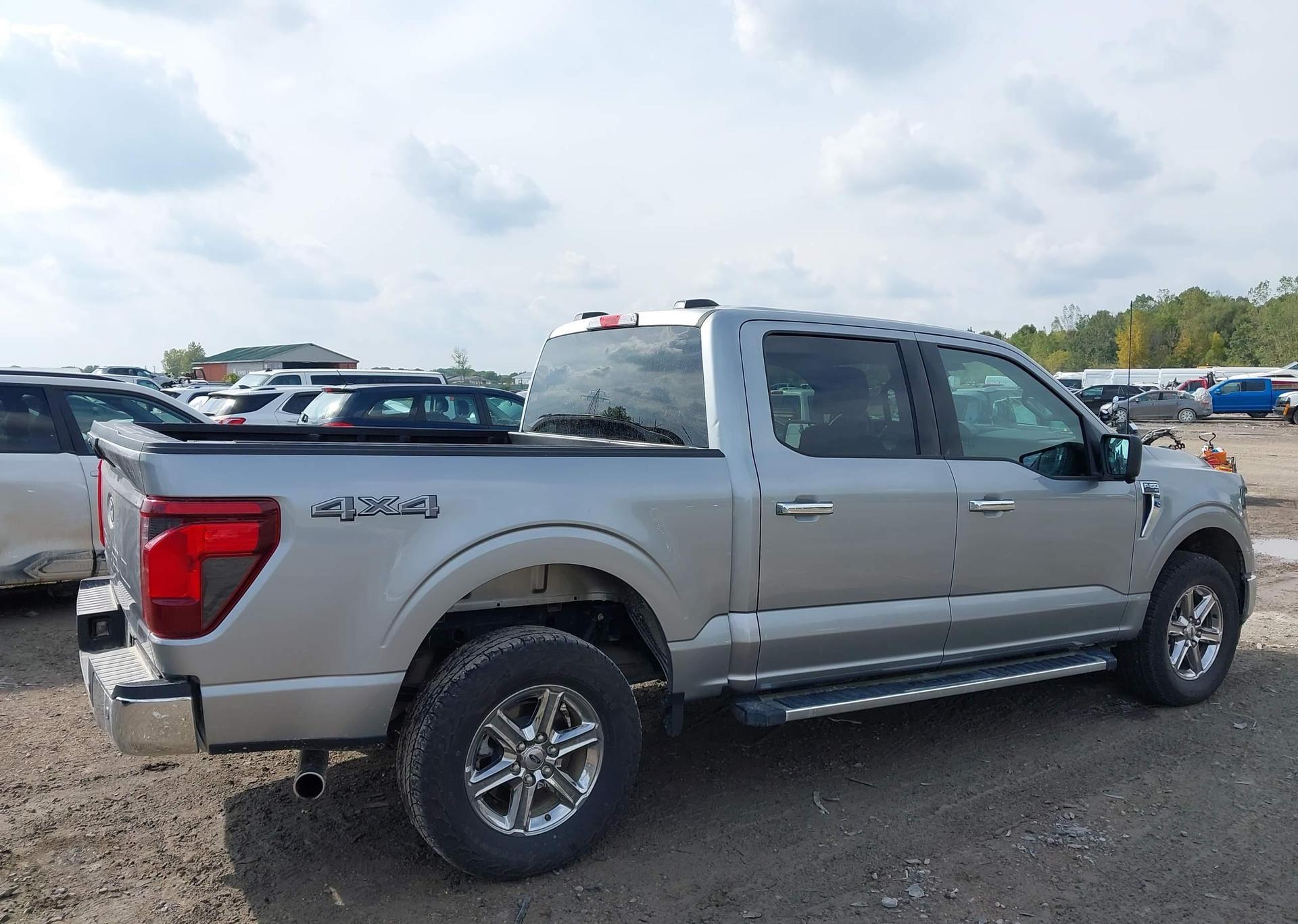 2024 FORD F150 XLT