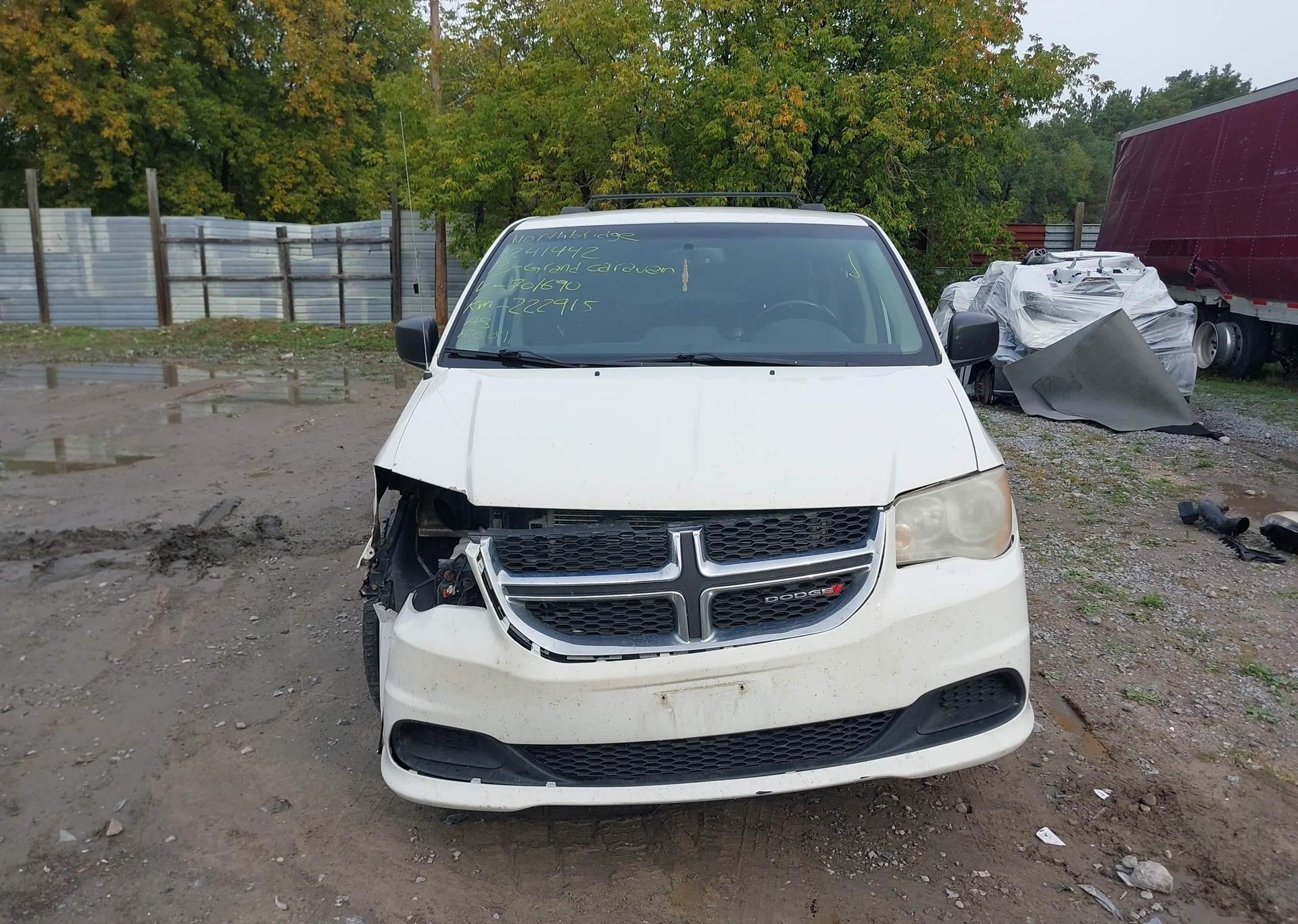 2013 DODGE GRAND CARAVAN SE