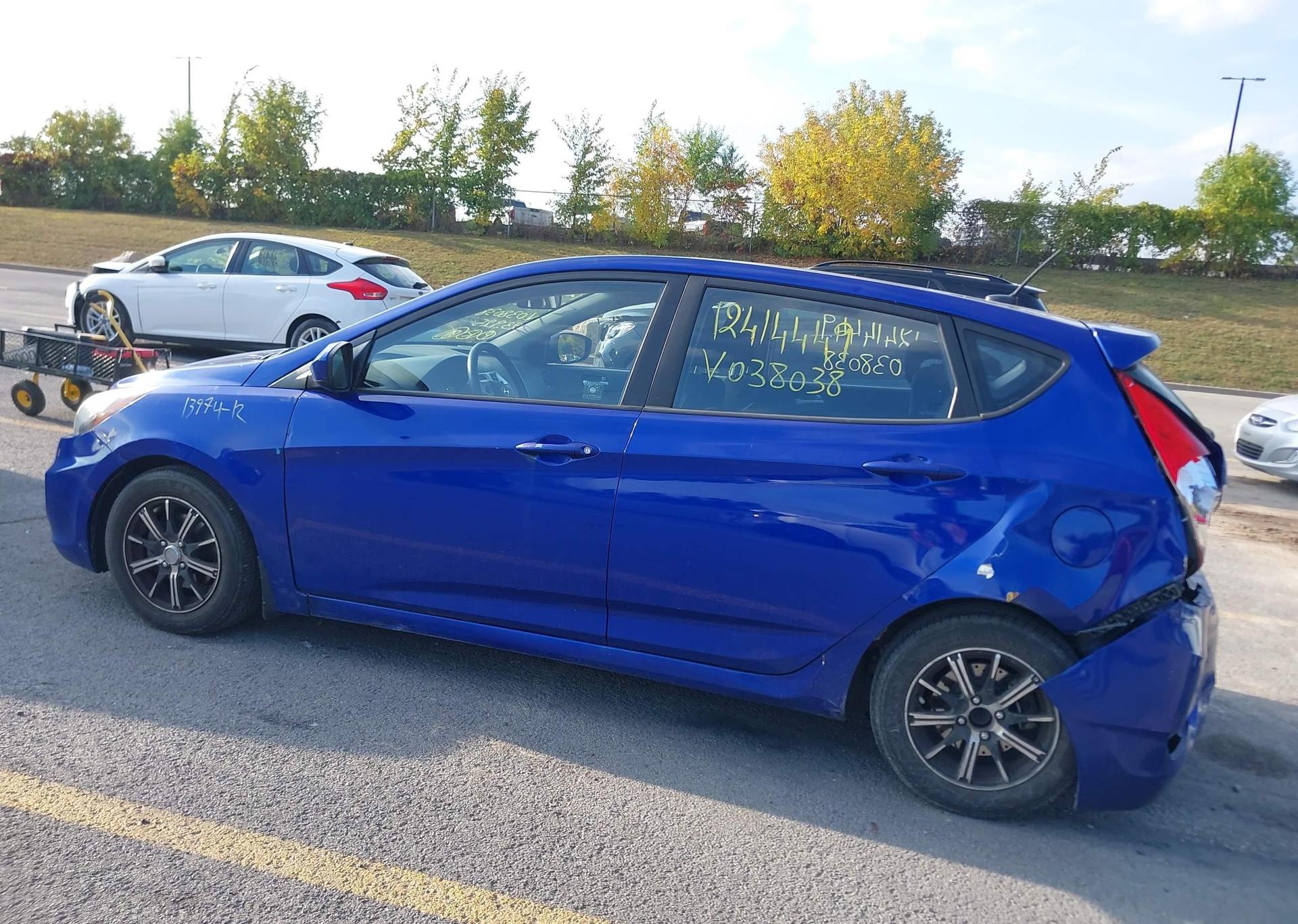 2012 HYUNDAI ACCENT