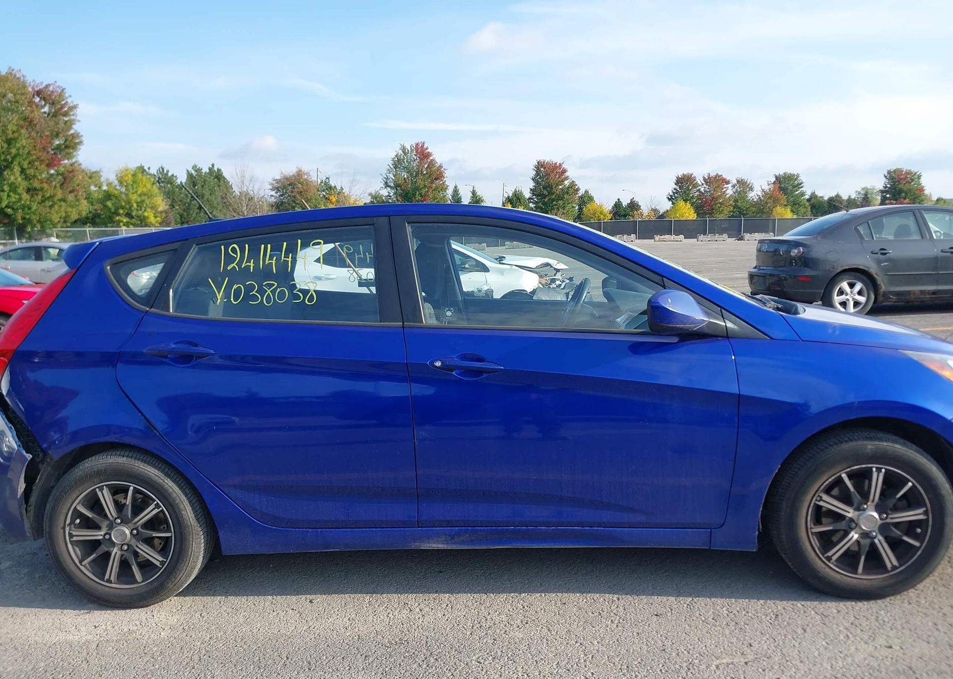 2012 HYUNDAI ACCENT