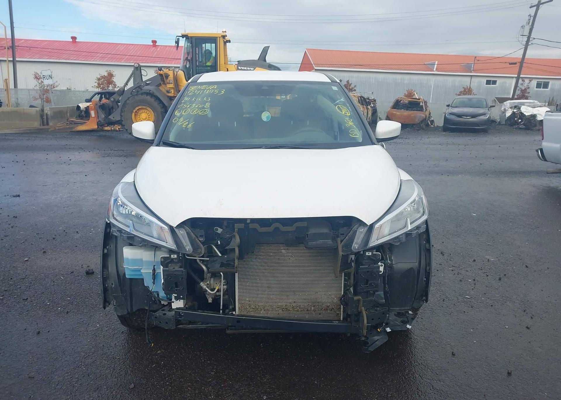 2024 NISSAN KICKS S