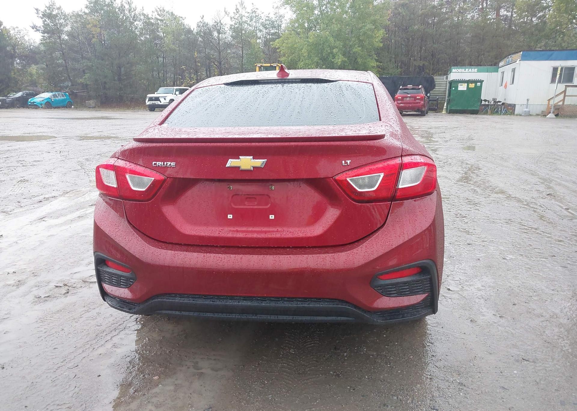 2018 CHEVROLET CRUZE LT